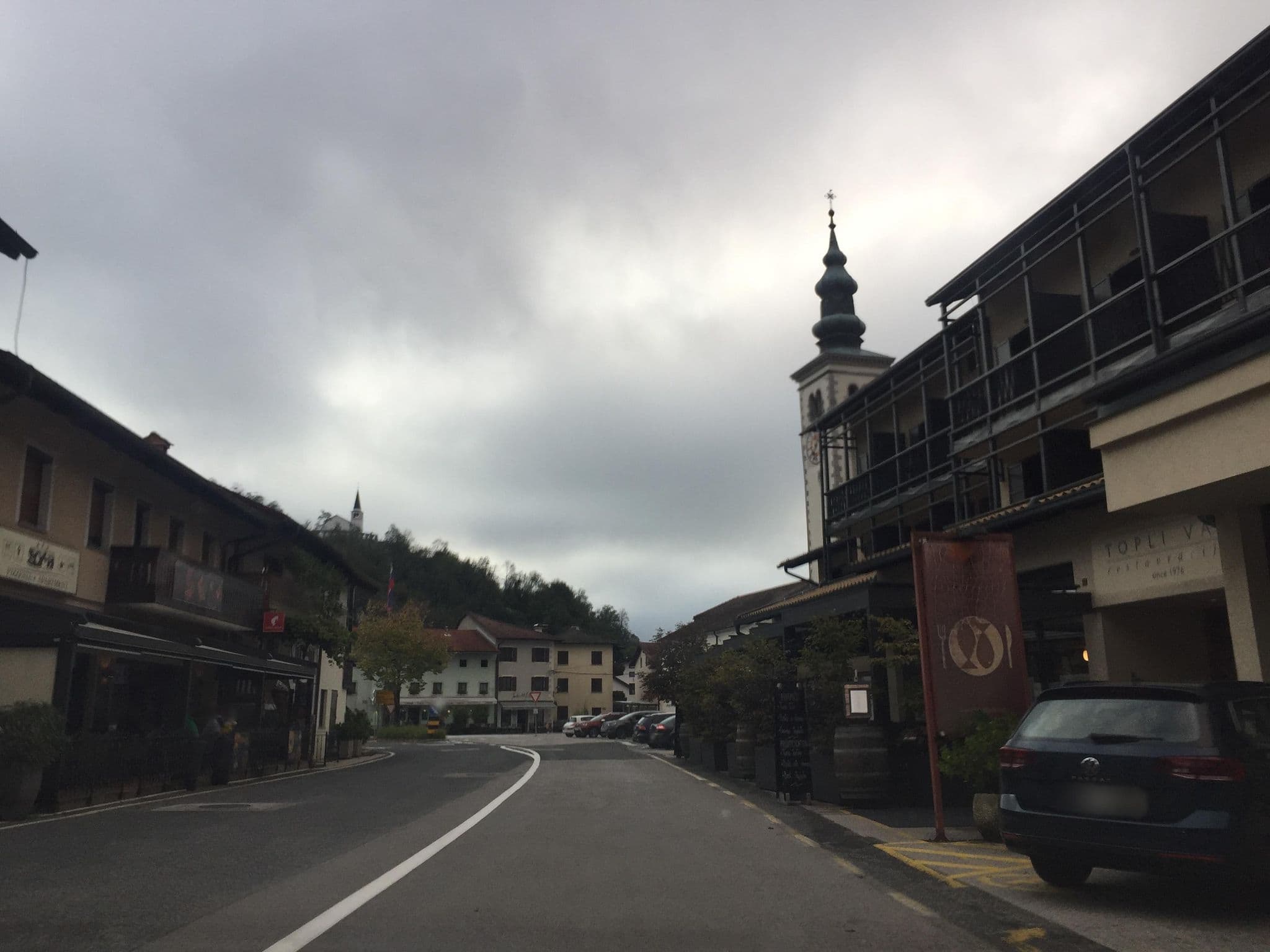 Street view near Hotel Hvala, Kobarid — © igorzo (CC BY-SA · Mapillary)
