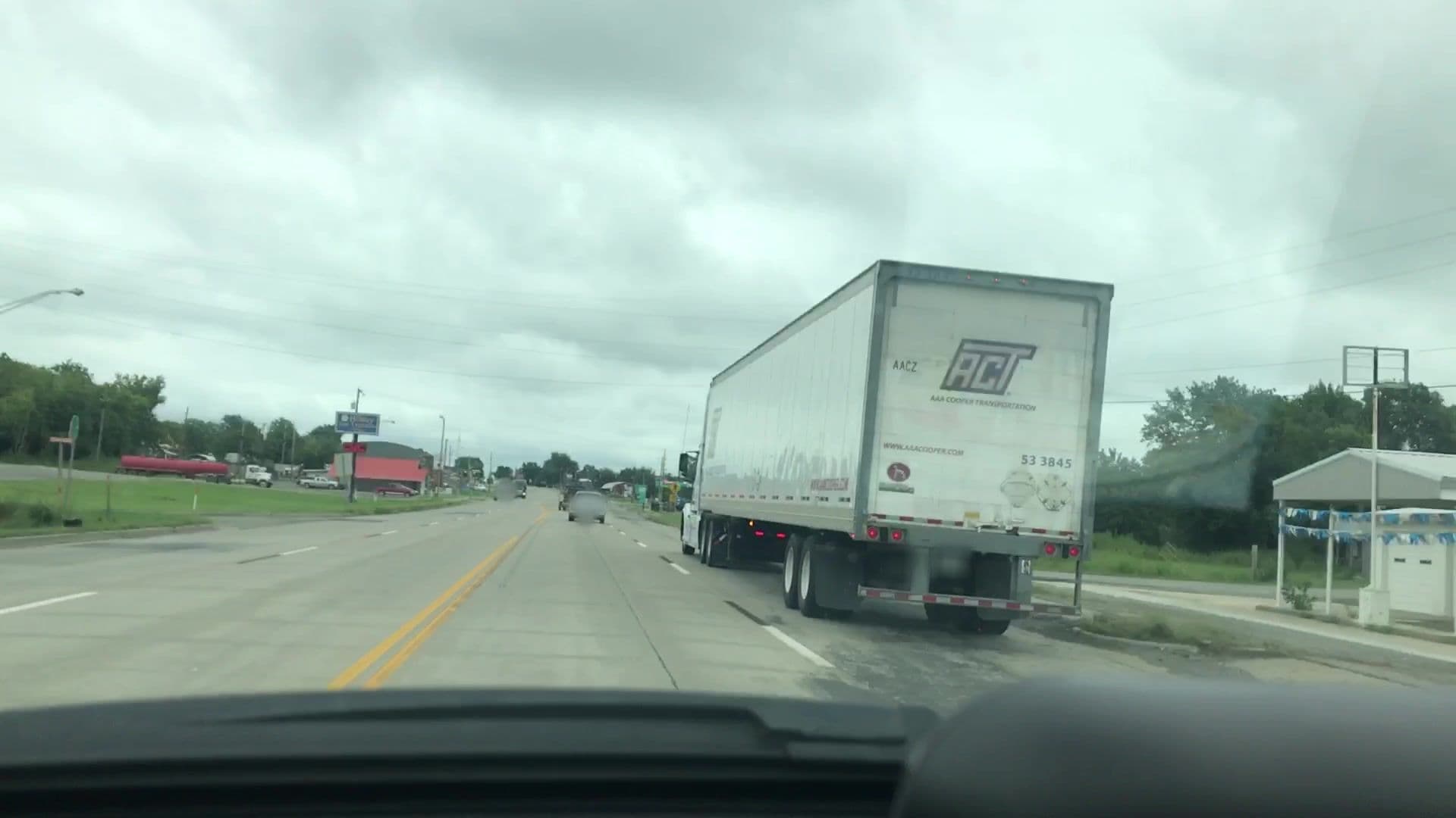 Street view near Beacon Motel, McAlester — © lvl5 (CC BY-SA · Mapillary)