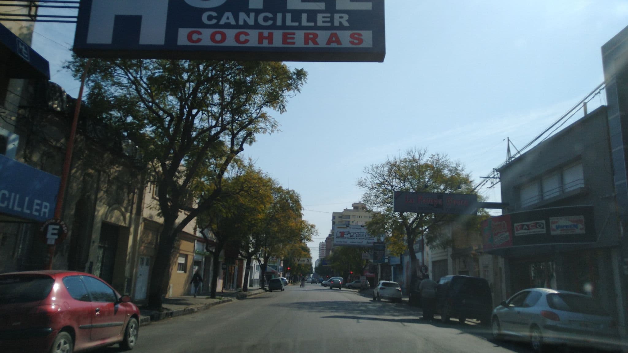 Street view near Hotel Canciller, Bahía Blanca — © kcho (CC BY-SA · Mapillary)