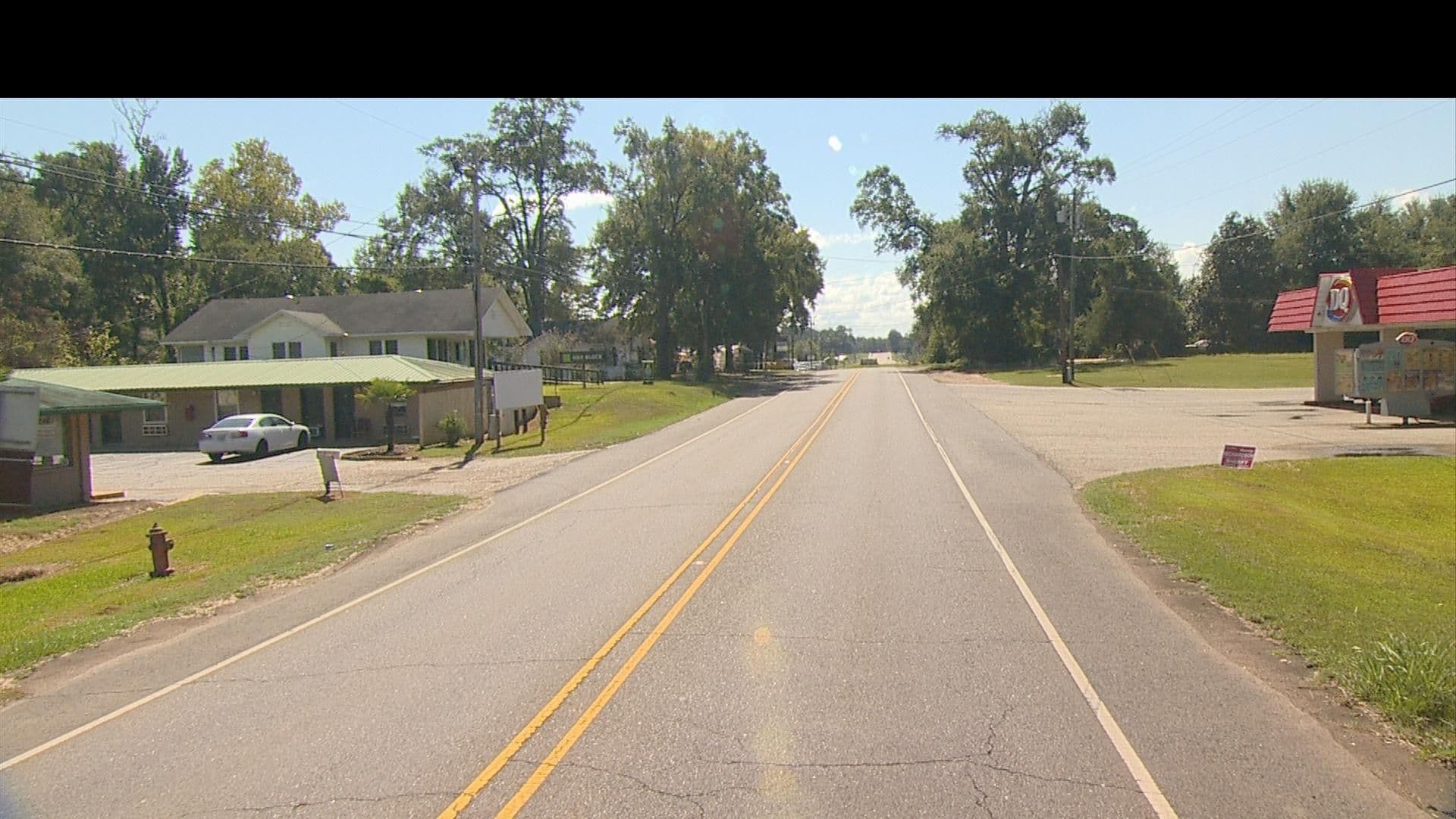 Street view near American inn, Many — © FF_Loc1 (CC BY-SA · Mapillary)