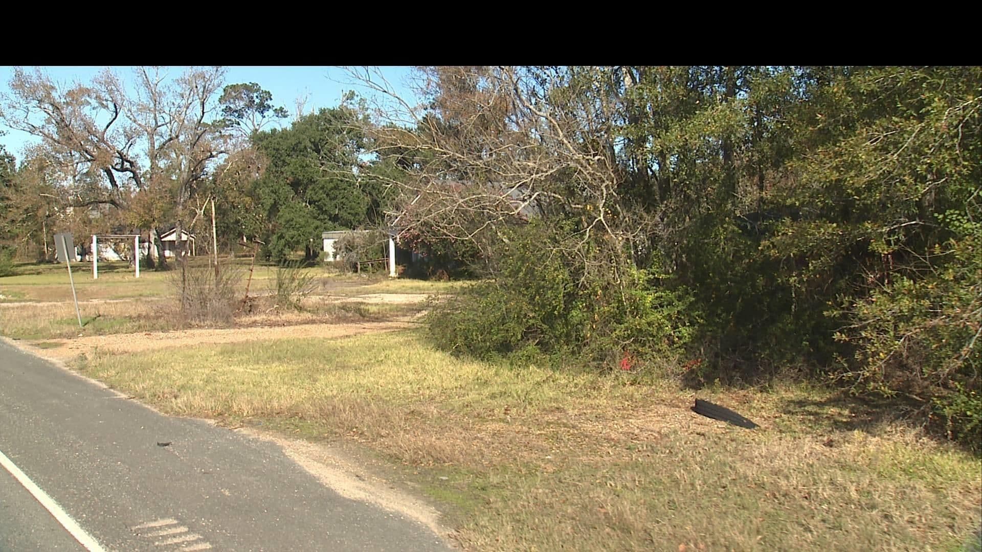 Street view near Dees Motel, DeRidder — © jcarr (CC BY-SA · Mapillary)