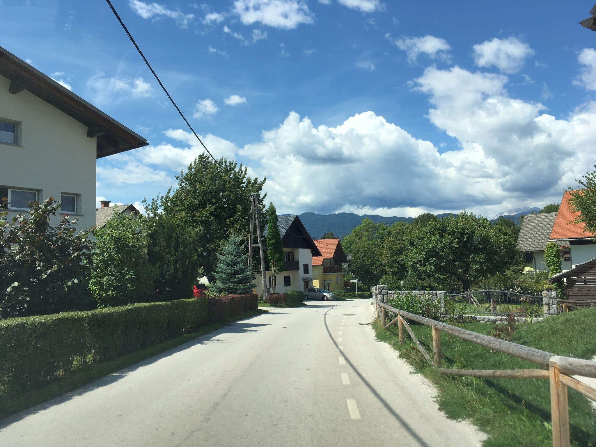 Street view near Barn House MM, Bled — © istefanos (CC BY-SA · Mapillary)