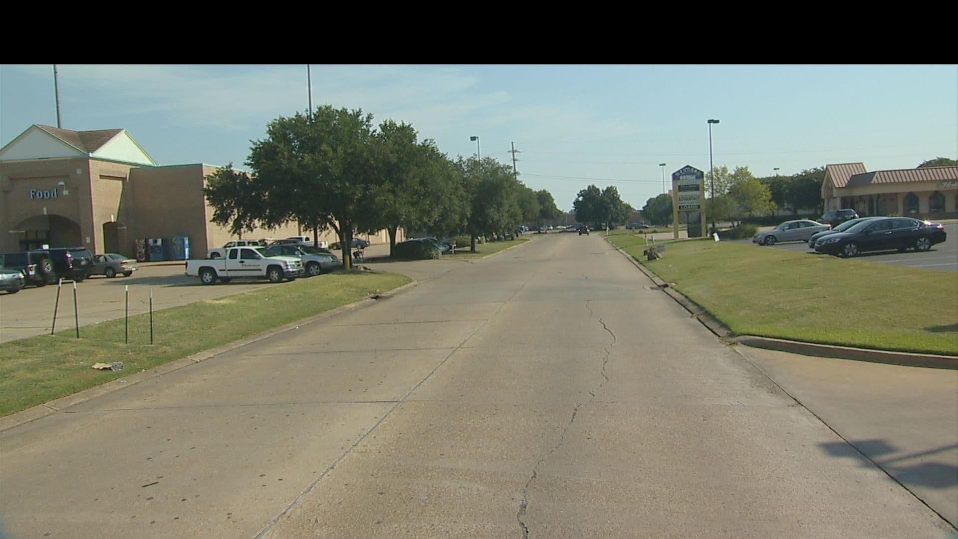 Street view near Alexandria Lodging, Pineville — © FF_local (CC BY-SA · Mapillary)