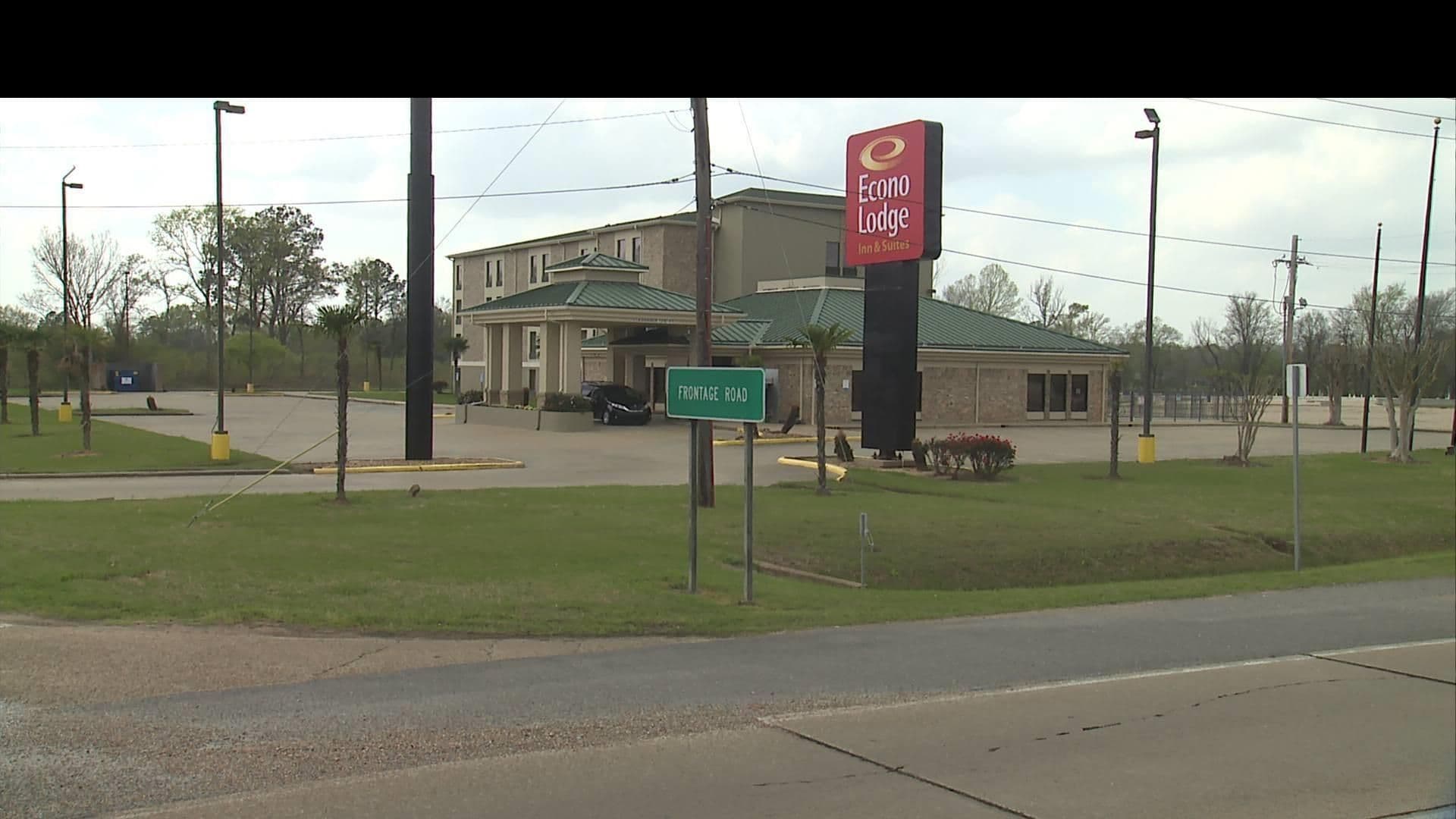 Street view near Choice Hotels, Pineville — © WR2_2023 (CC BY-SA · Mapillary)