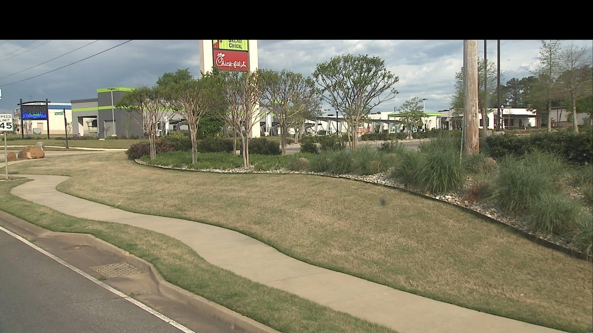 Street view near Maxwell's Restaurant, Ruston — © WR2_2023 (CC BY-SA · Mapillary)