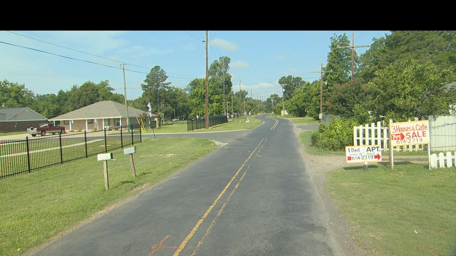 Street view near Motel 6 Monroe, Monroe — © WR2_2023 (CC BY-SA · Mapillary)