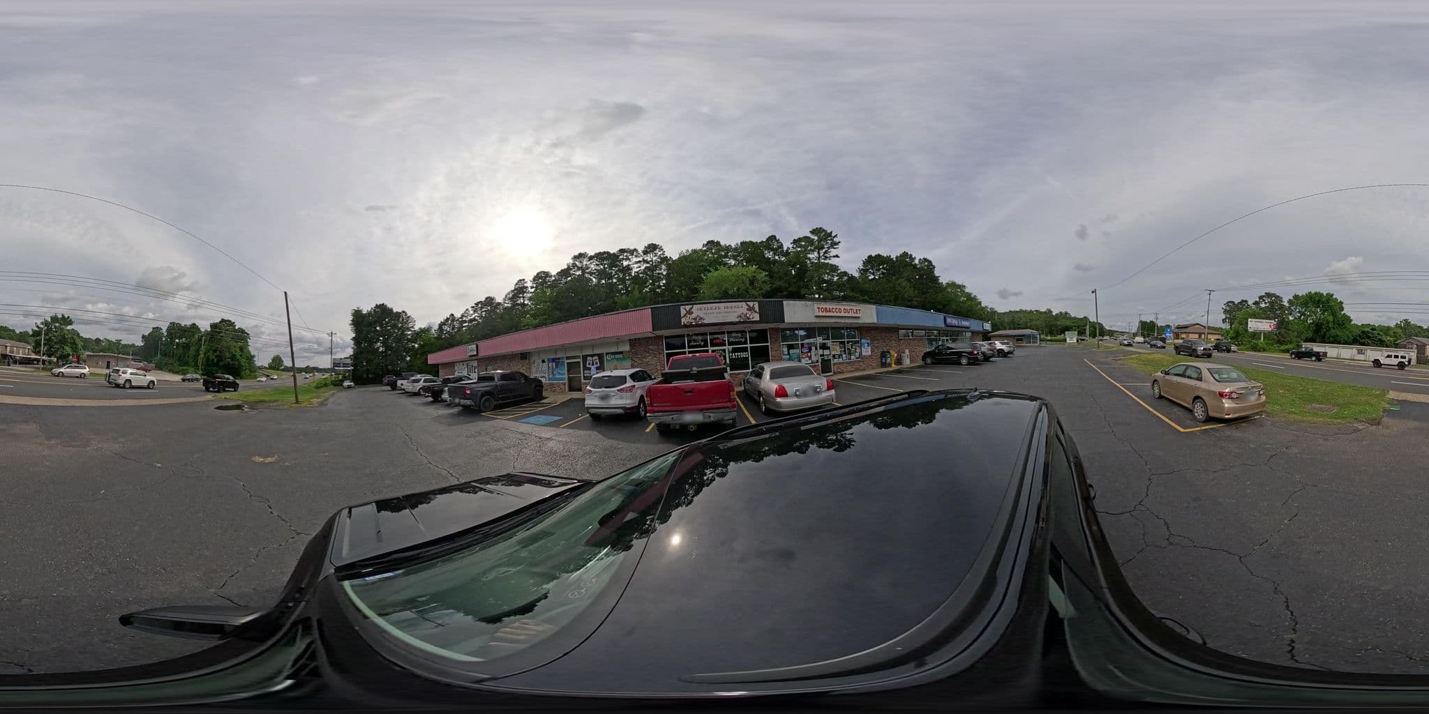 Street view near Beacon Manor, Rockwell — © Bharadwaj (CC BY-SA · Mapillary)