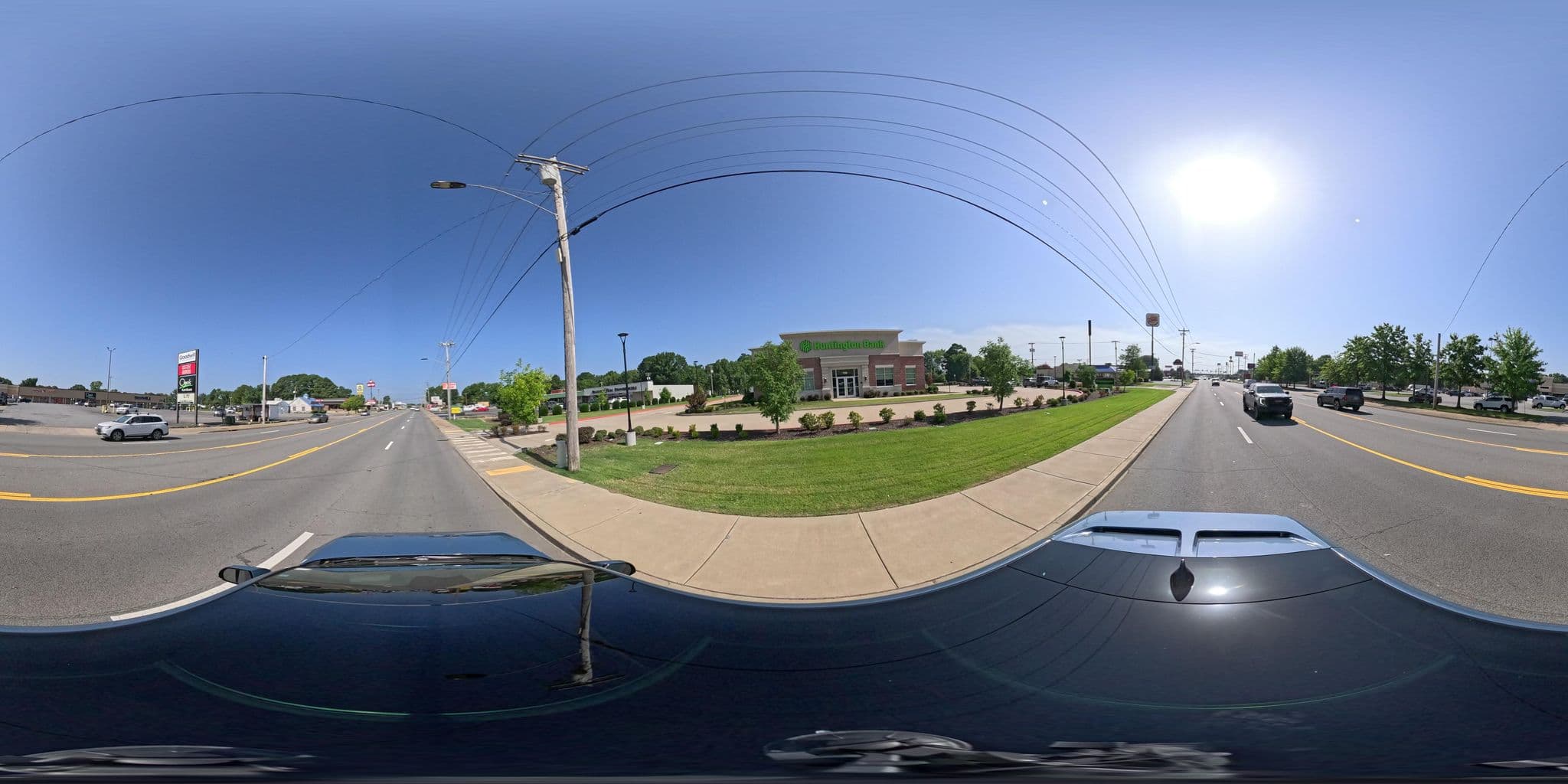 Street view near Kings Inn, Conway — © noahheffron (CC BY-SA · Mapillary)