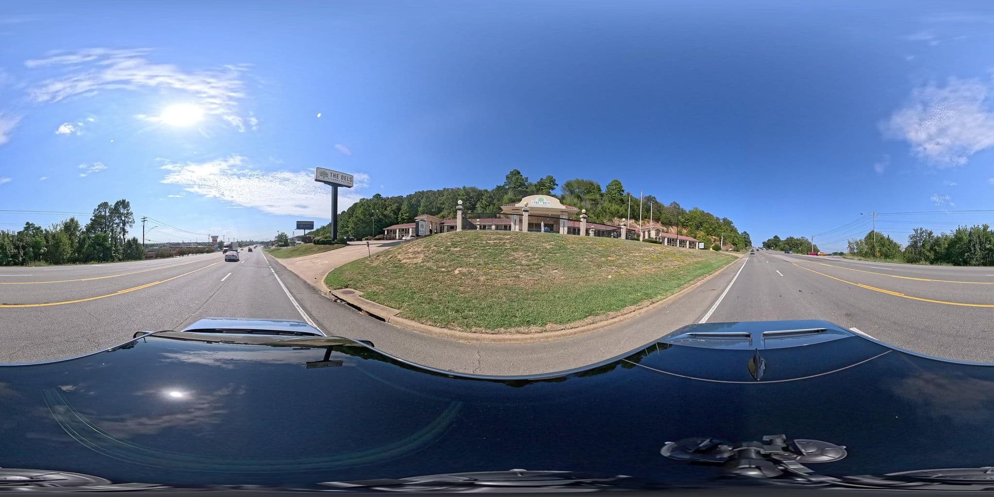 Street view near Choice Hotels, Conway — © noahheffron (CC BY-SA · Mapillary)