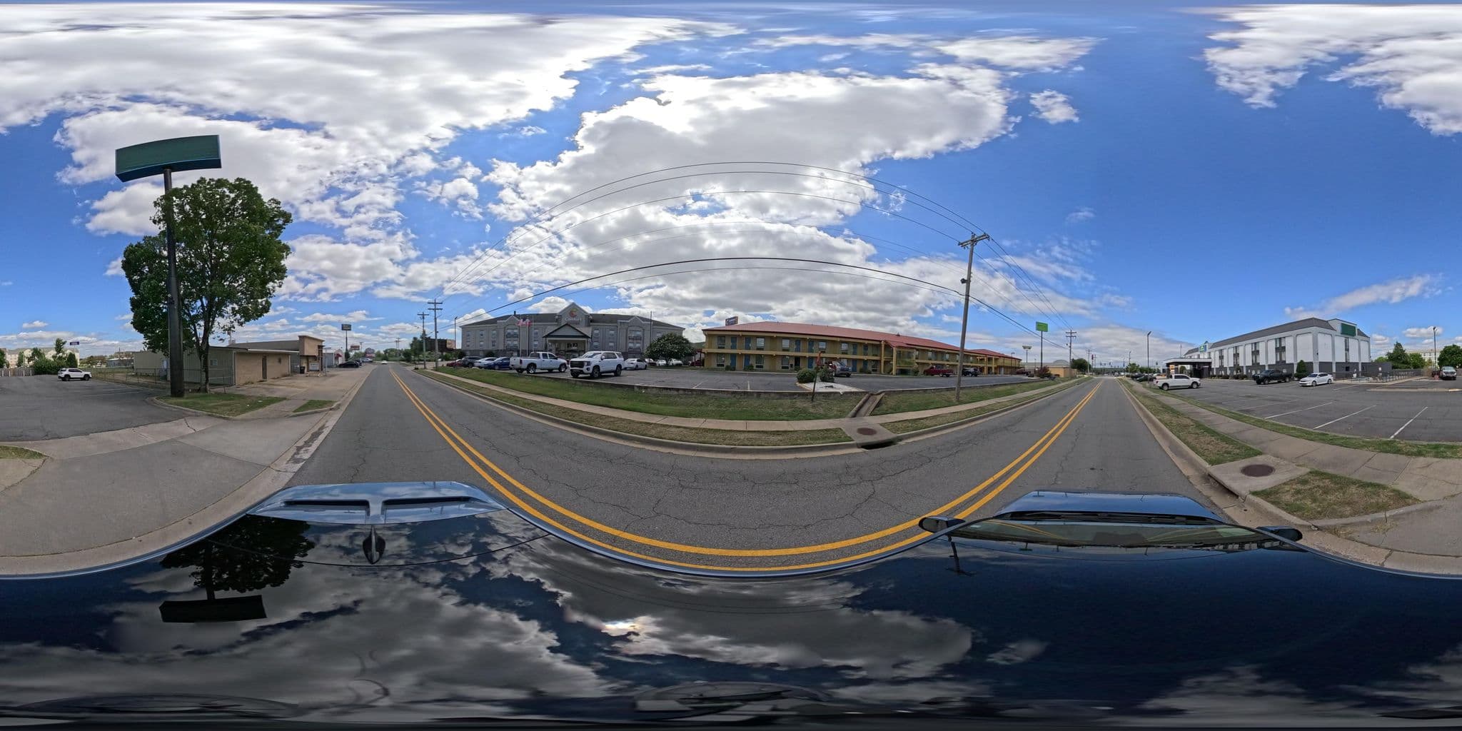 Street view near Choice Hotels, Conway — © noahheffron (CC BY-SA · Mapillary)