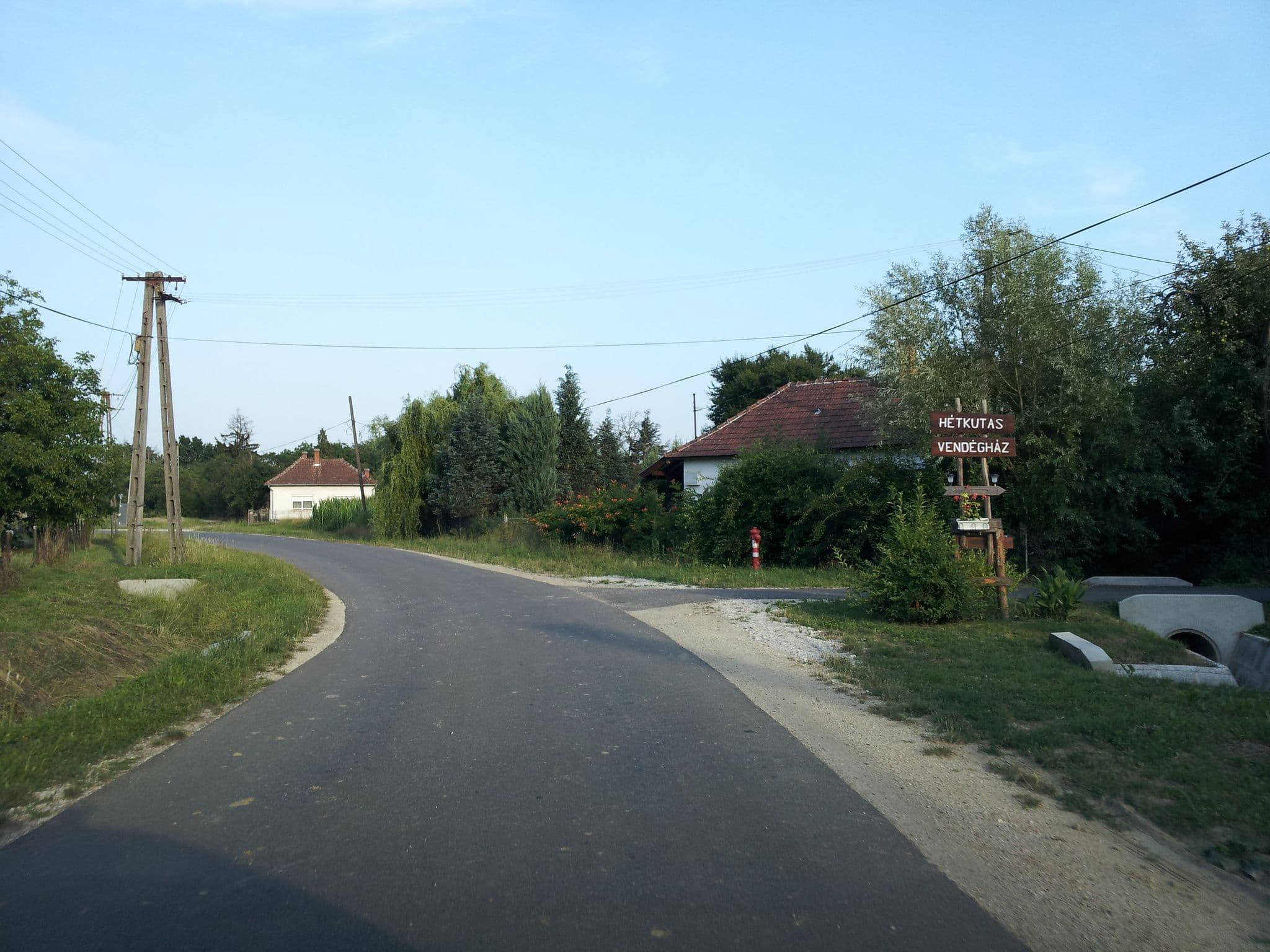 Street view near Hétkutas vendégház, Turnišče — © kolesajr (CC BY-SA · Mapillary)