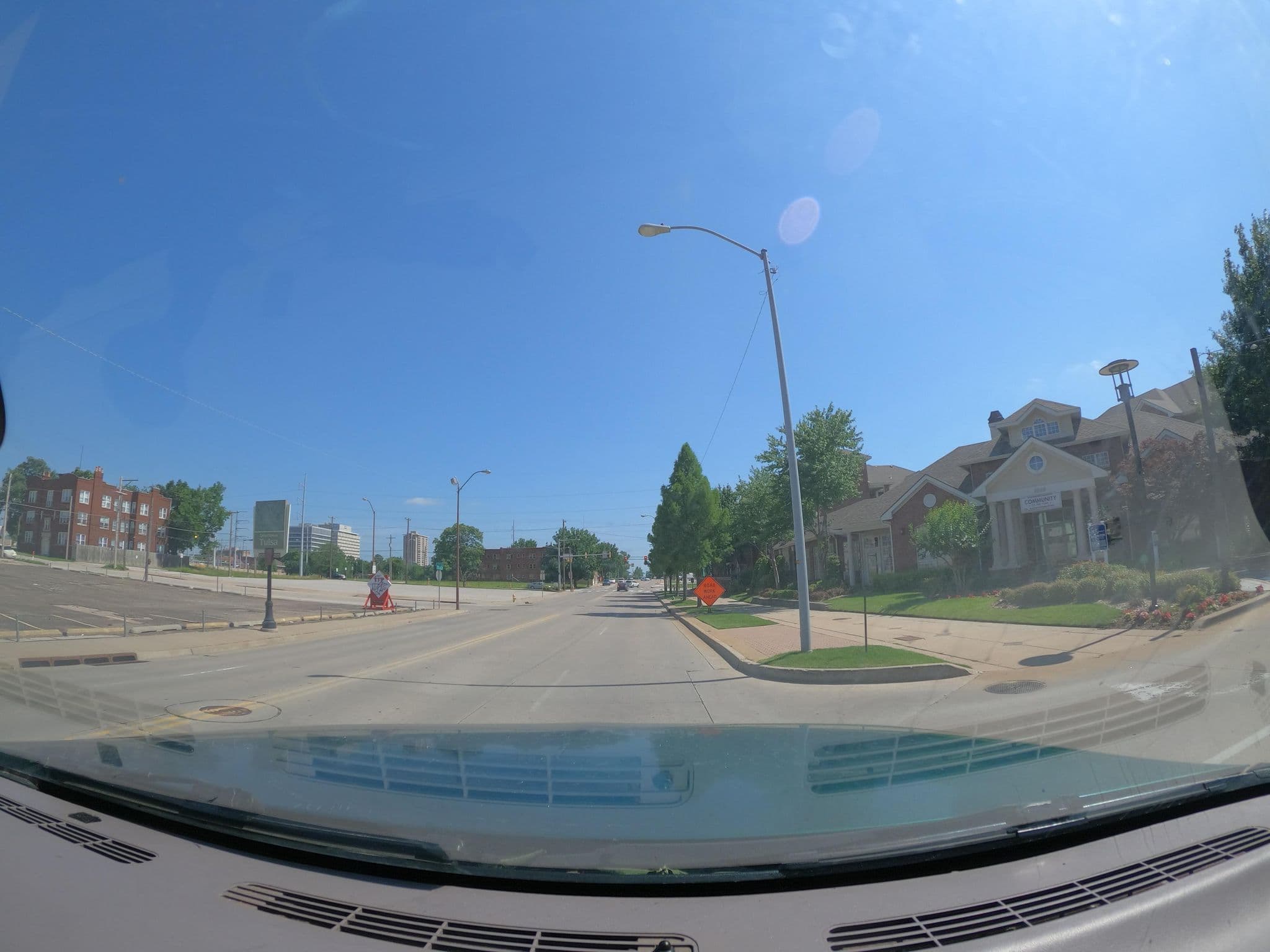 Street view near Marriott Execustay Renaissance, Tulsa — © baloouriza (CC BY-SA · Mapillary)