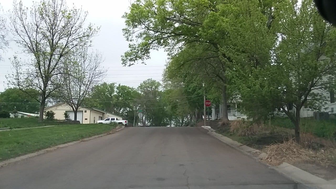 Street view near Sweet Acres Inn, Eudora — © aqua07 (CC BY-SA · Mapillary)