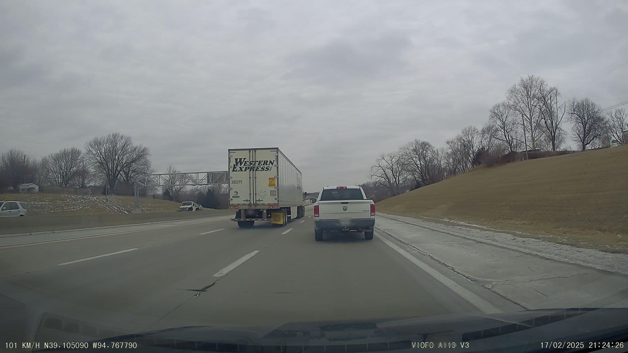 Street view near GMA & GPA, Shawnee — © mongrelz (CC BY-SA · Mapillary)