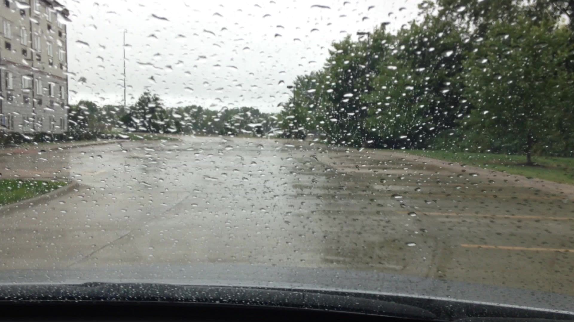 Street view near Super 8, Bonner Springs — © lvl5 (CC BY-SA · Mapillary)