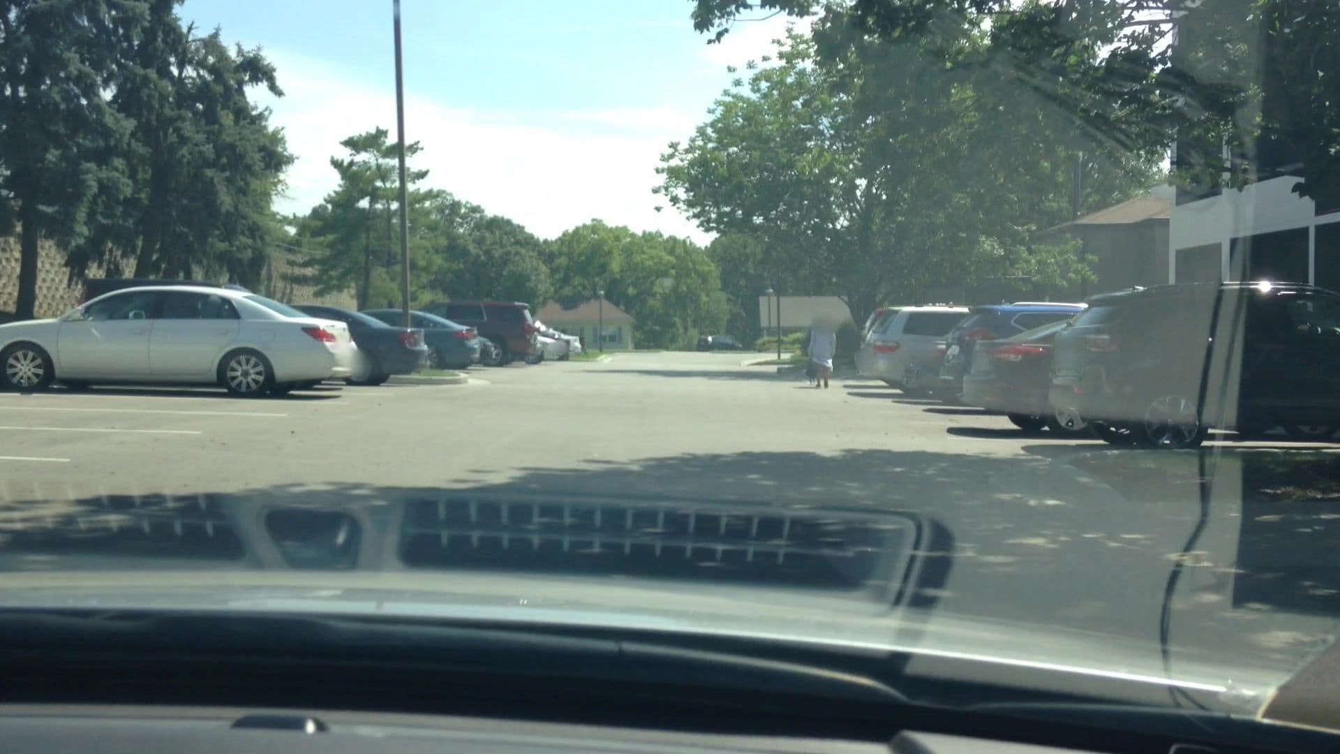 Street view near Extended Stay Hotels, Leawood — © lvl5 (CC BY-SA · Mapillary)