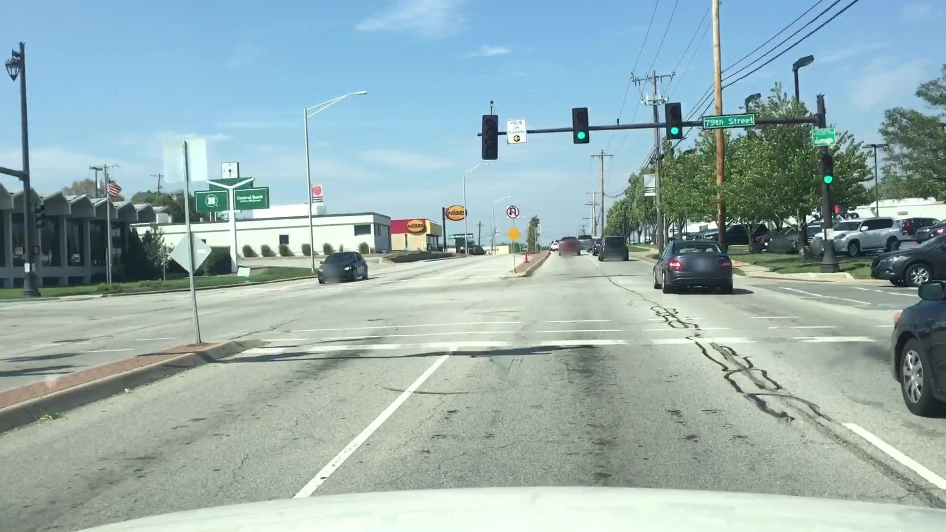 Street view near White Haven Motor Lodge, Overland Park — © lvl5 (CC BY-SA · Mapillary)