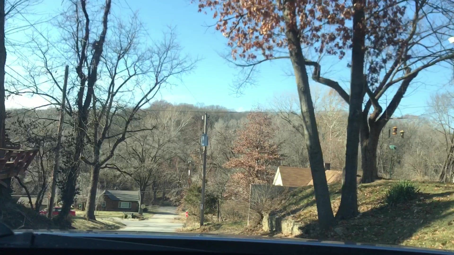 Street view near Romantic Getaway Today Inn, Weatherby Lake — © lvl5 (CC BY-SA · Mapillary)