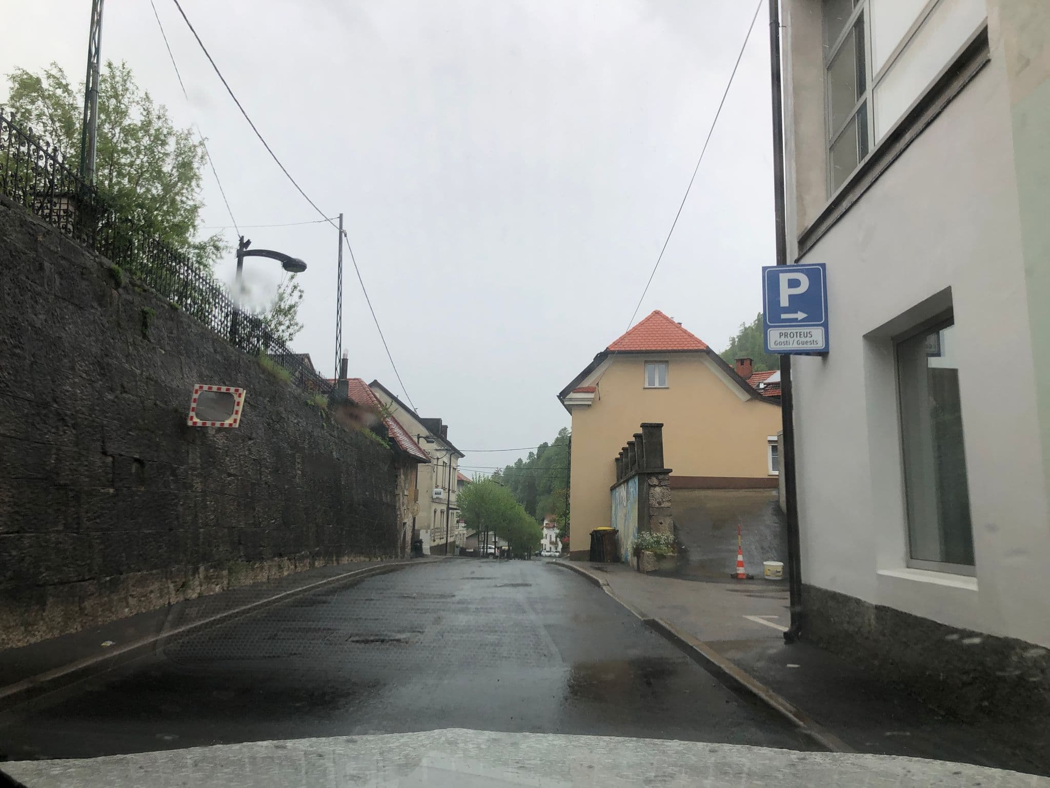 Street view near Postojna Cave Rooms & Apartments Proteus, Postojna — © derzornigemarkus (CC BY-SA · Mapillary)