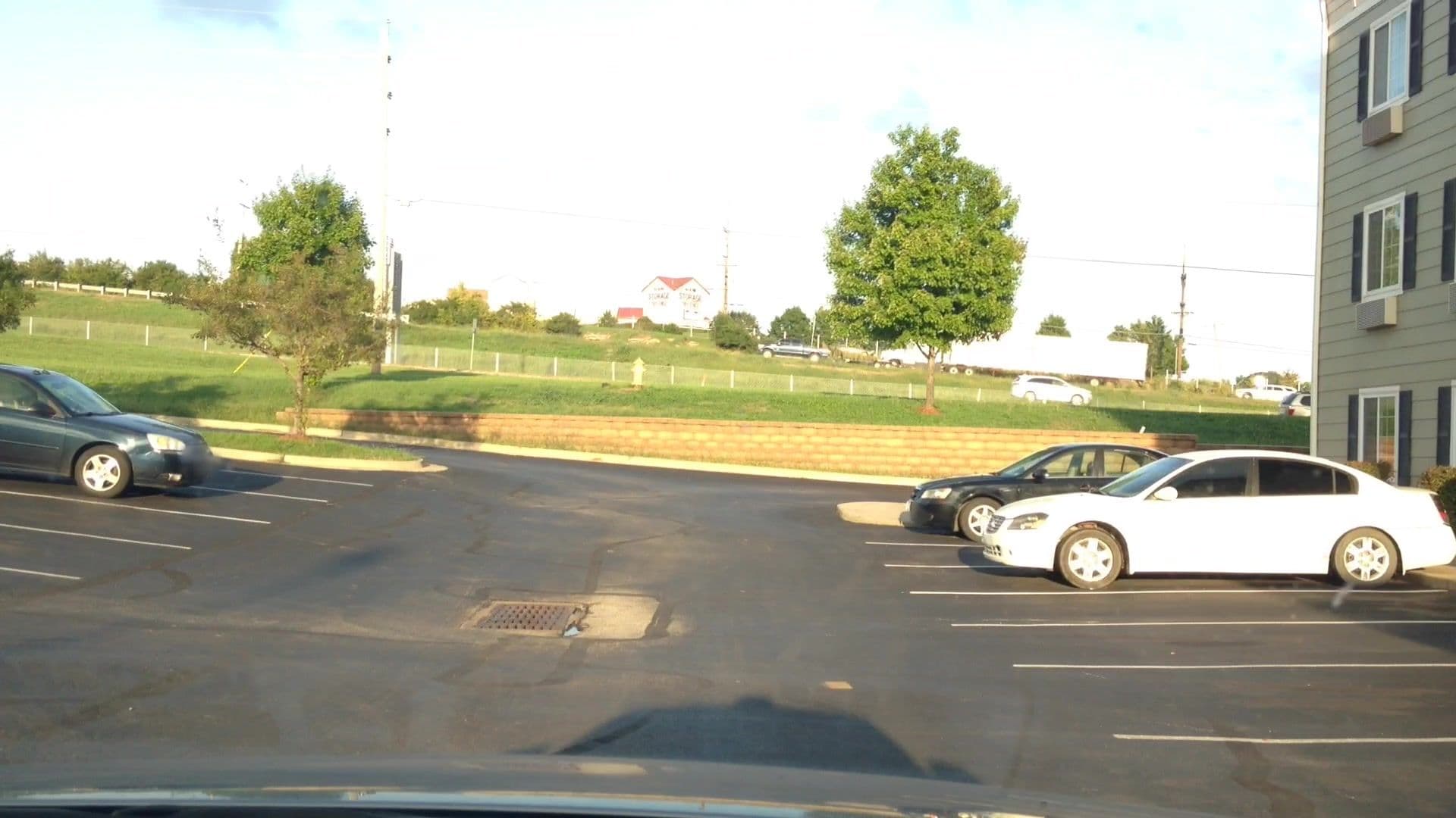 Street view near Value Place Hotel Liberty, Liberty — © lvl5 (CC BY-SA · Mapillary)
