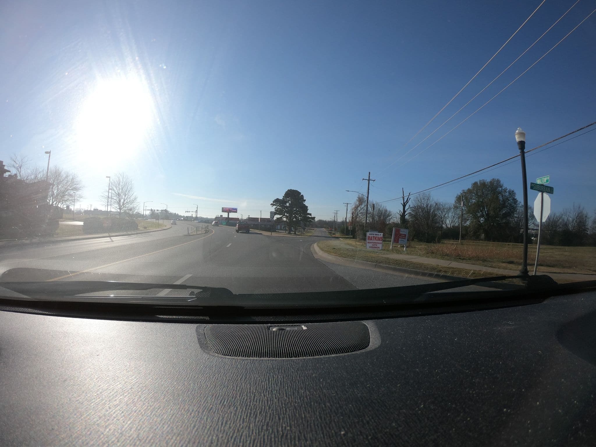 Street view near Pines Motel, Bentonville — © jpinar (CC BY-SA · Mapillary)
