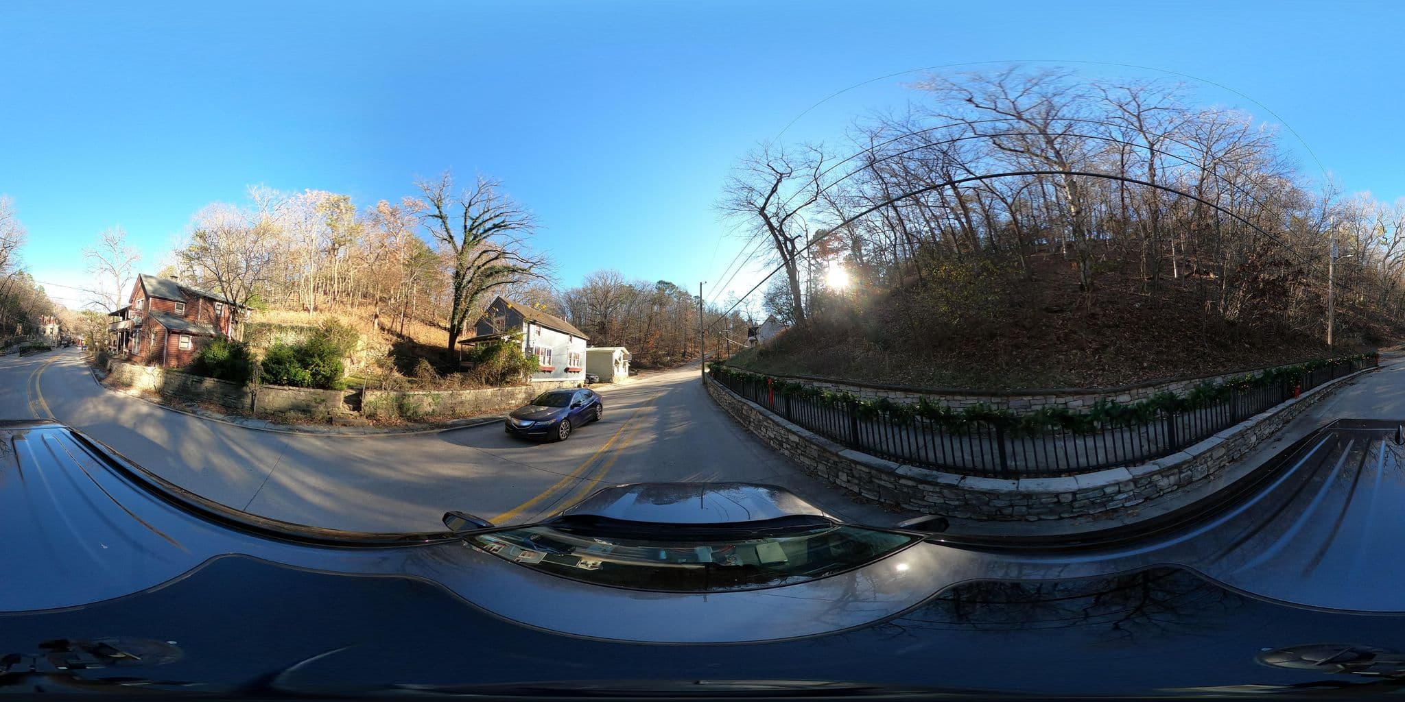 Street view near Cobbler's Cottage, Eureka Springs — © justinmeyers (CC BY-SA · Mapillary)
