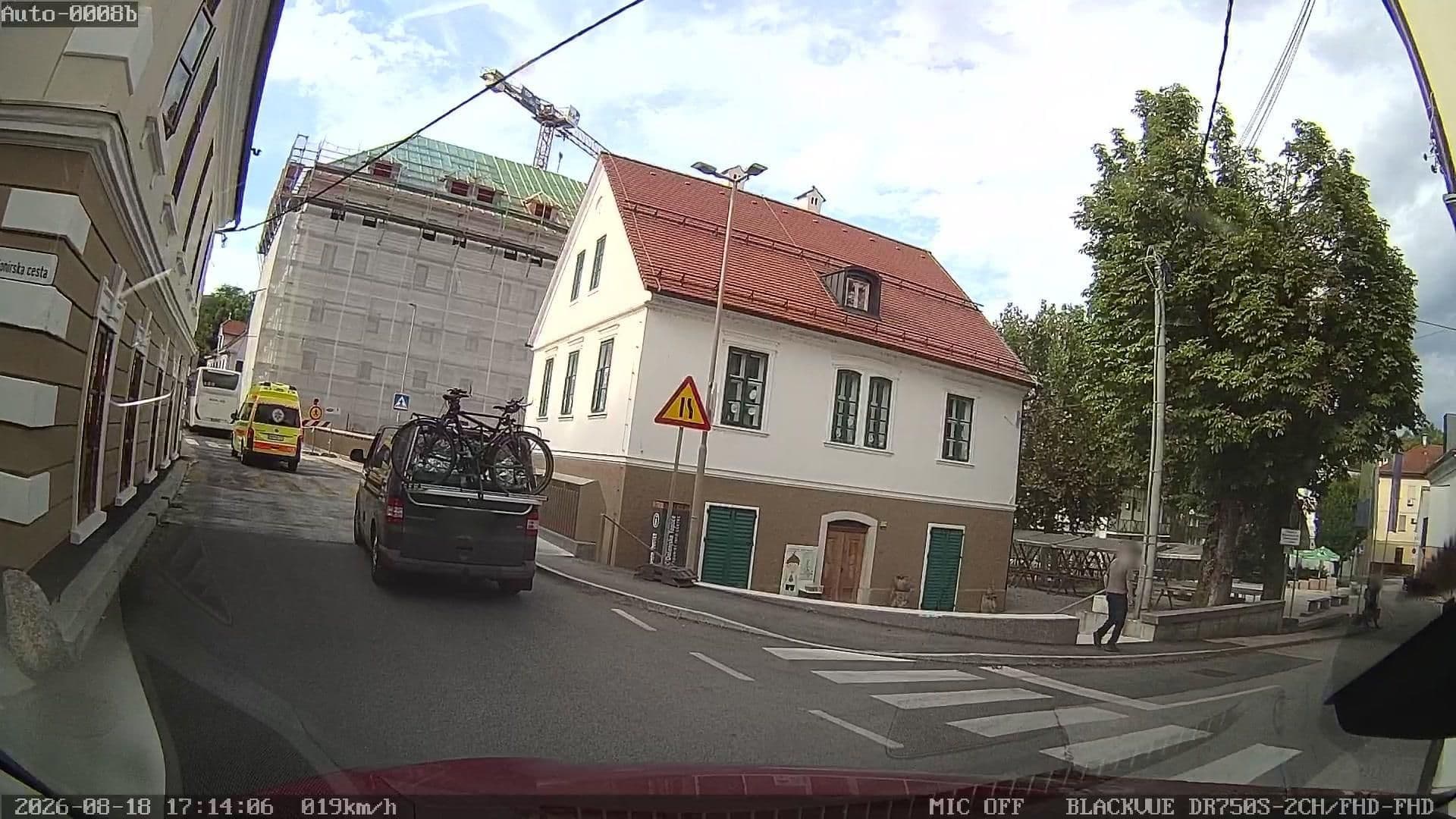 Street view near Oštarija Herbelier, Straža — © rdnnk (CC BY-SA · Mapillary)