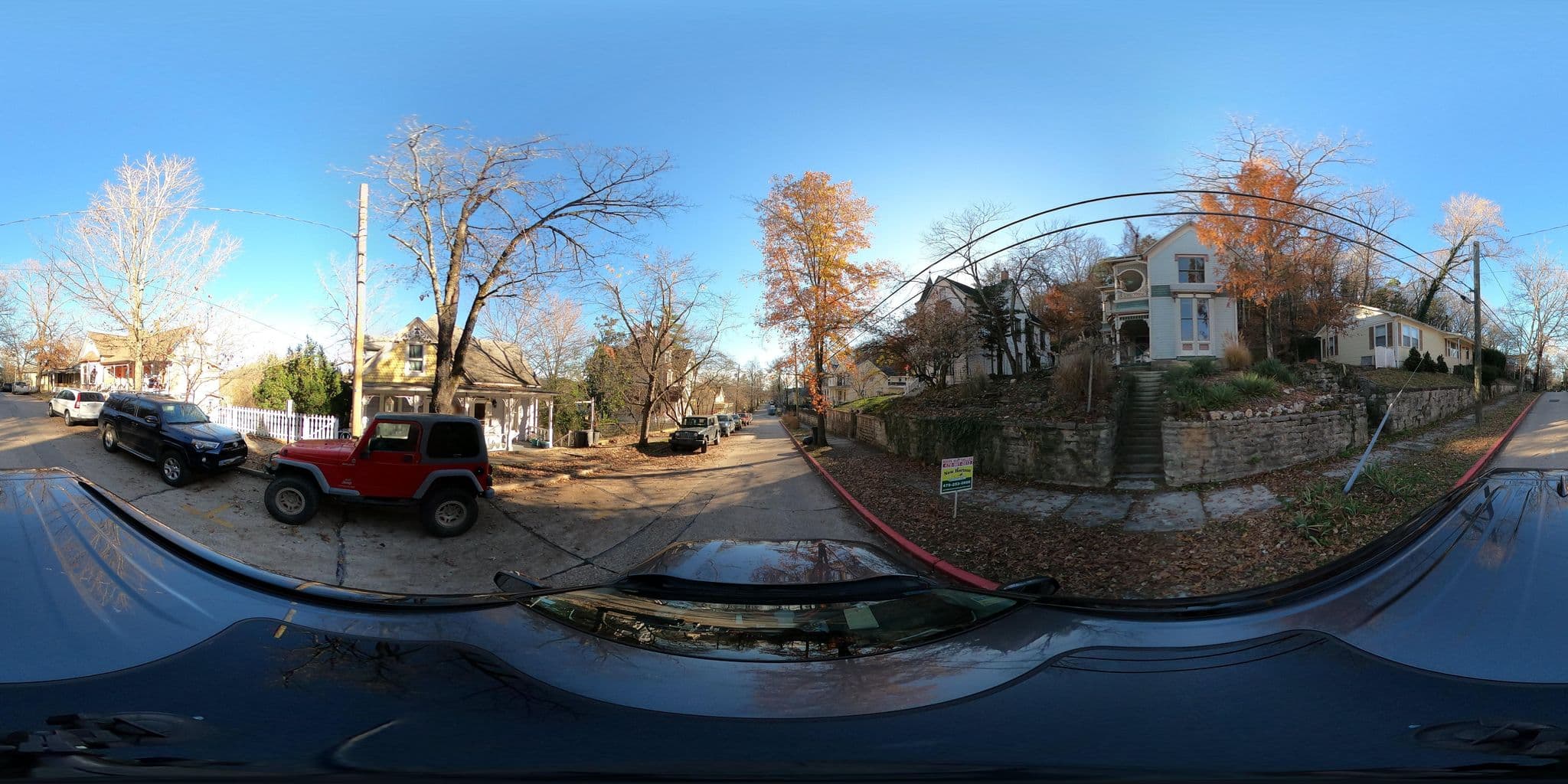 Street view near Chantilly Lace Inn, Eureka Springs — © justinmeyers (CC BY-SA · Mapillary)