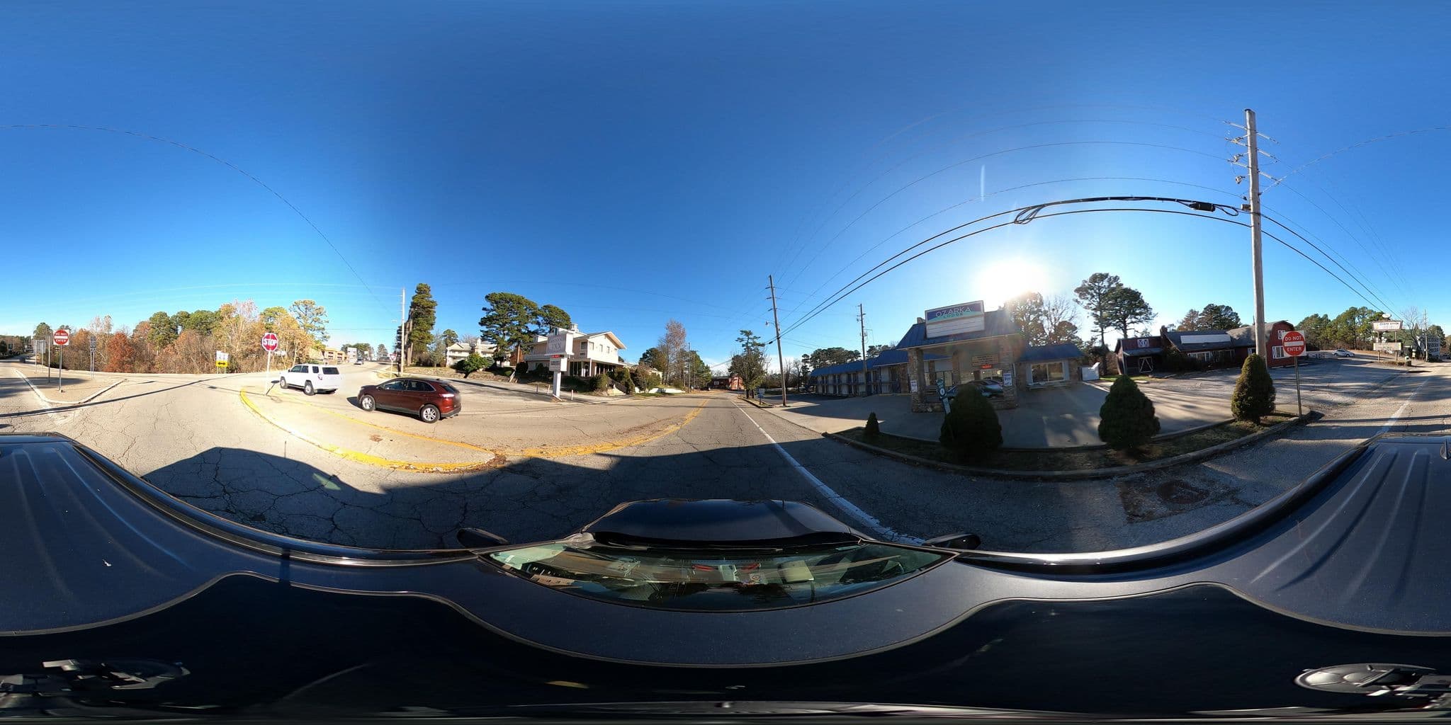 Street view near Travelodge by Wyndham, Eureka Springs — © justinmeyers (CC BY-SA · Mapillary)