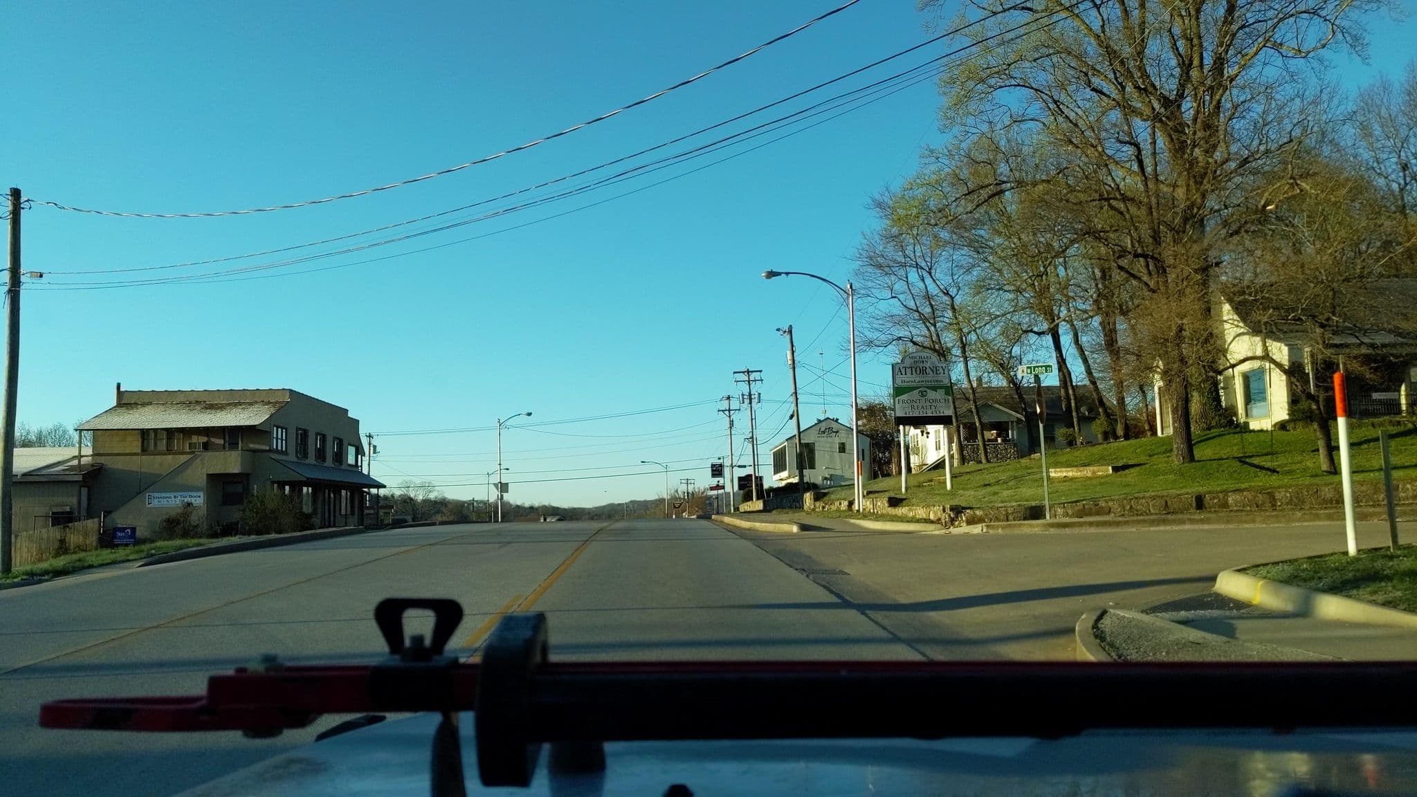Street view near Branson Motor Court, Branson — © jasonwi (CC BY-SA · Mapillary)