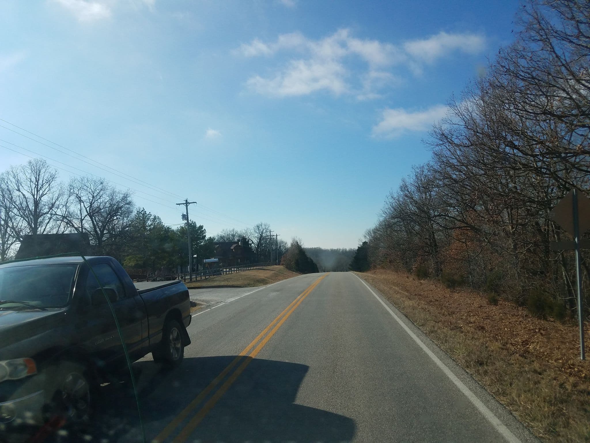 Street view near Branson Cedars Resort, Branson — © jbthemilker (CC BY-SA · Mapillary)