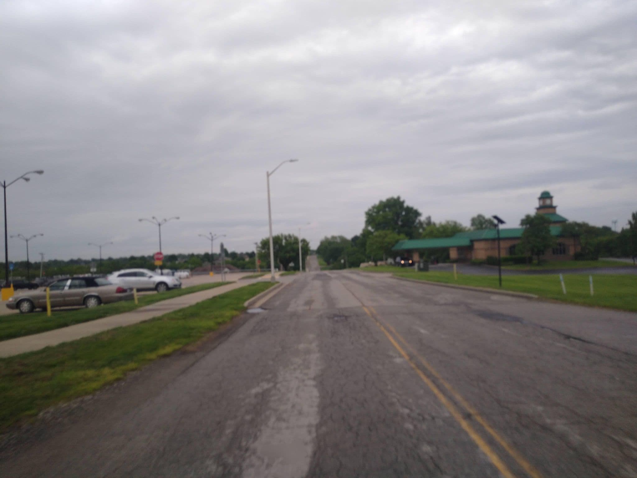 Street view near Camelot Inn Motel & Bar & Grill, Higginsville — © USBR_51-MO (CC BY-SA · Mapillary)