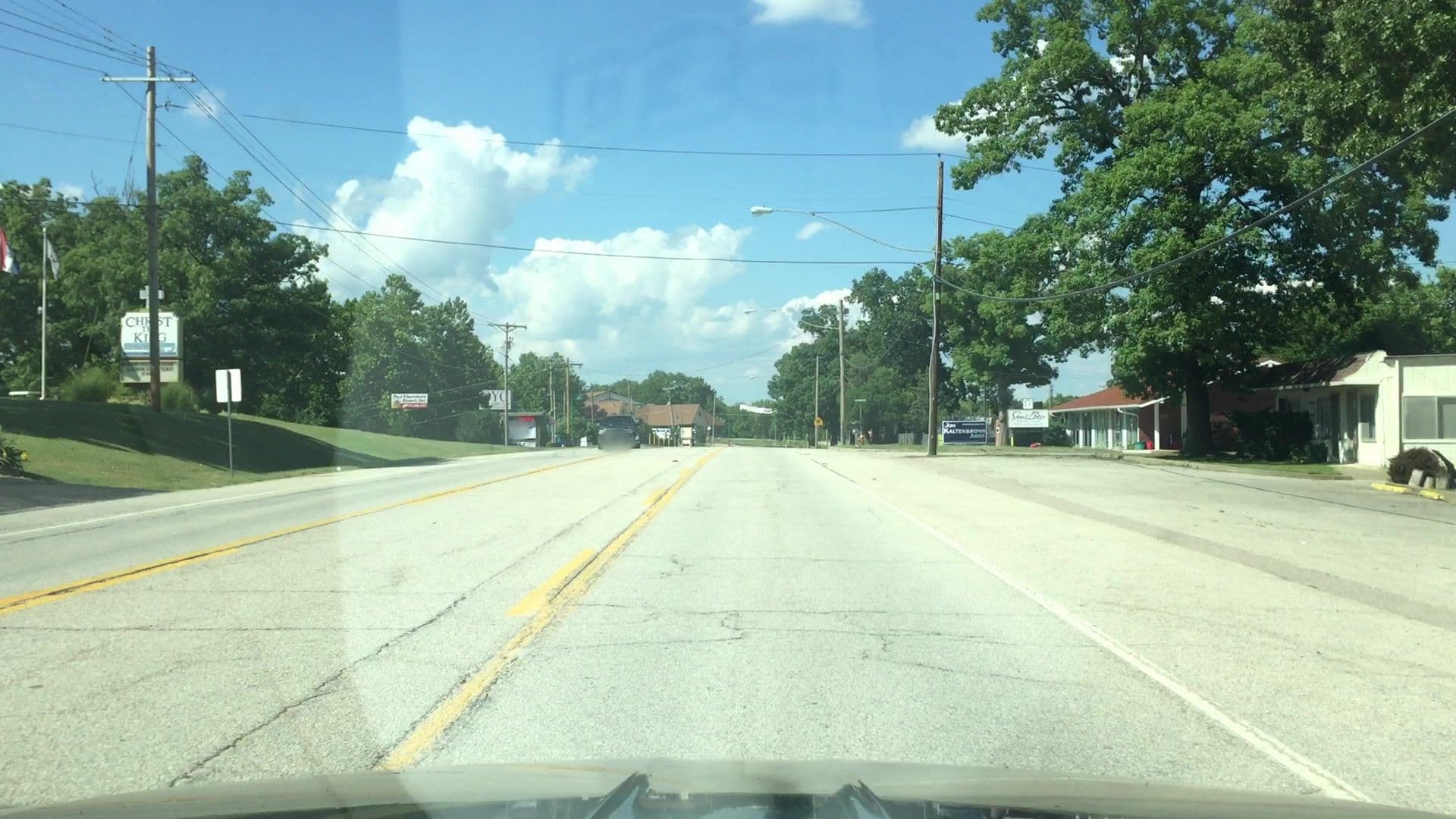 Street view near Rockwood Resort Room 3, Lake Ozark — © lvl5 (CC BY-SA · Mapillary)