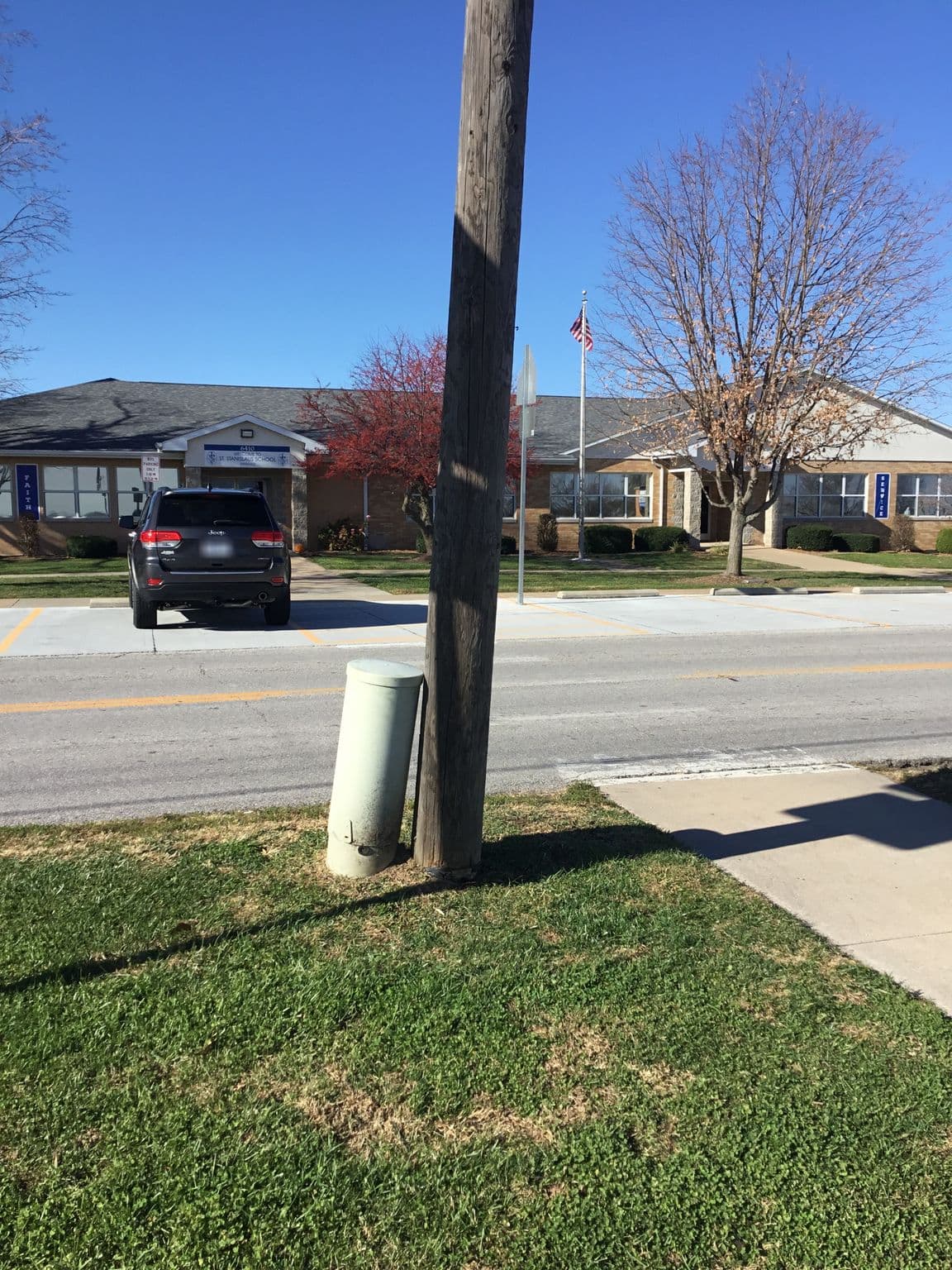 Street view near Bogus Hotel, Wardsville — © awinter (CC BY-SA · Mapillary)