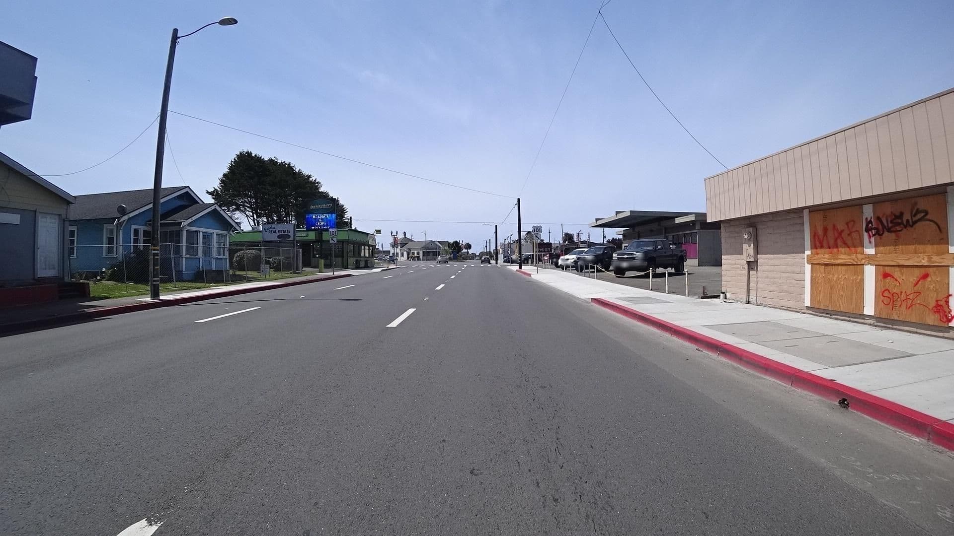 Street view near Laguna Inn, Eureka — © marker_geo (CC BY-SA · Mapillary)