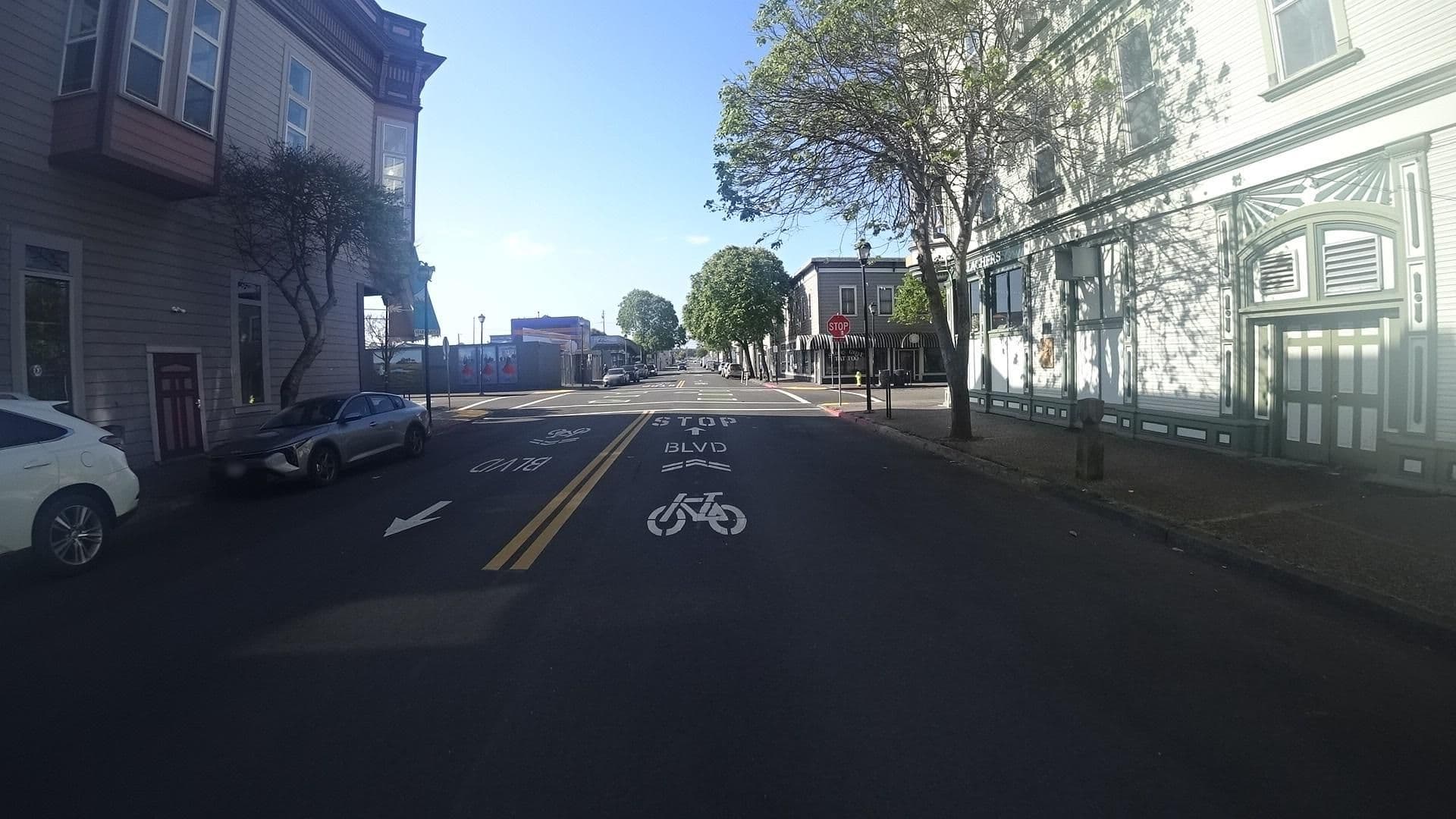 Street view near Library Room--Eagle House Victorian Inn, Eureka — © marker_geo (CC BY-SA · Mapillary)