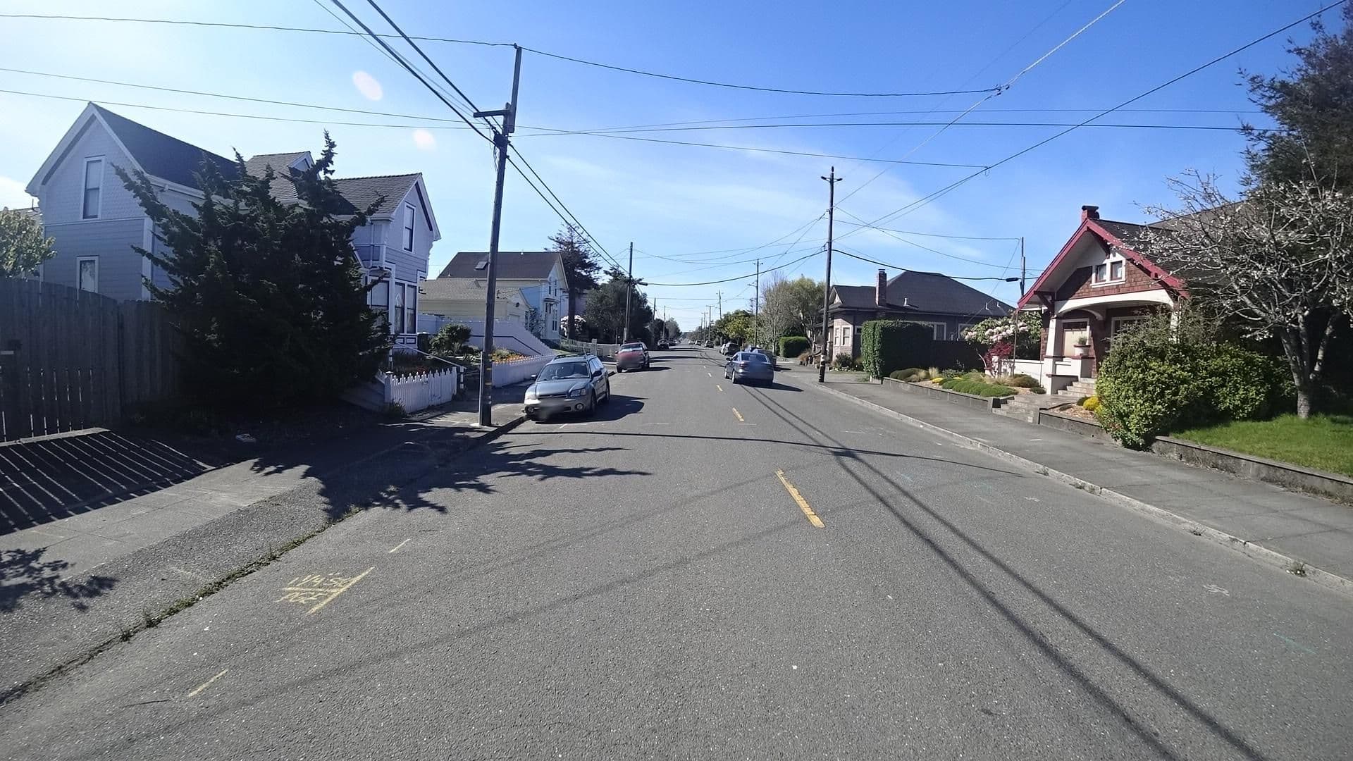 Street view near A Halcyon Inn, Eureka — © marker_geo (CC BY-SA · Mapillary)