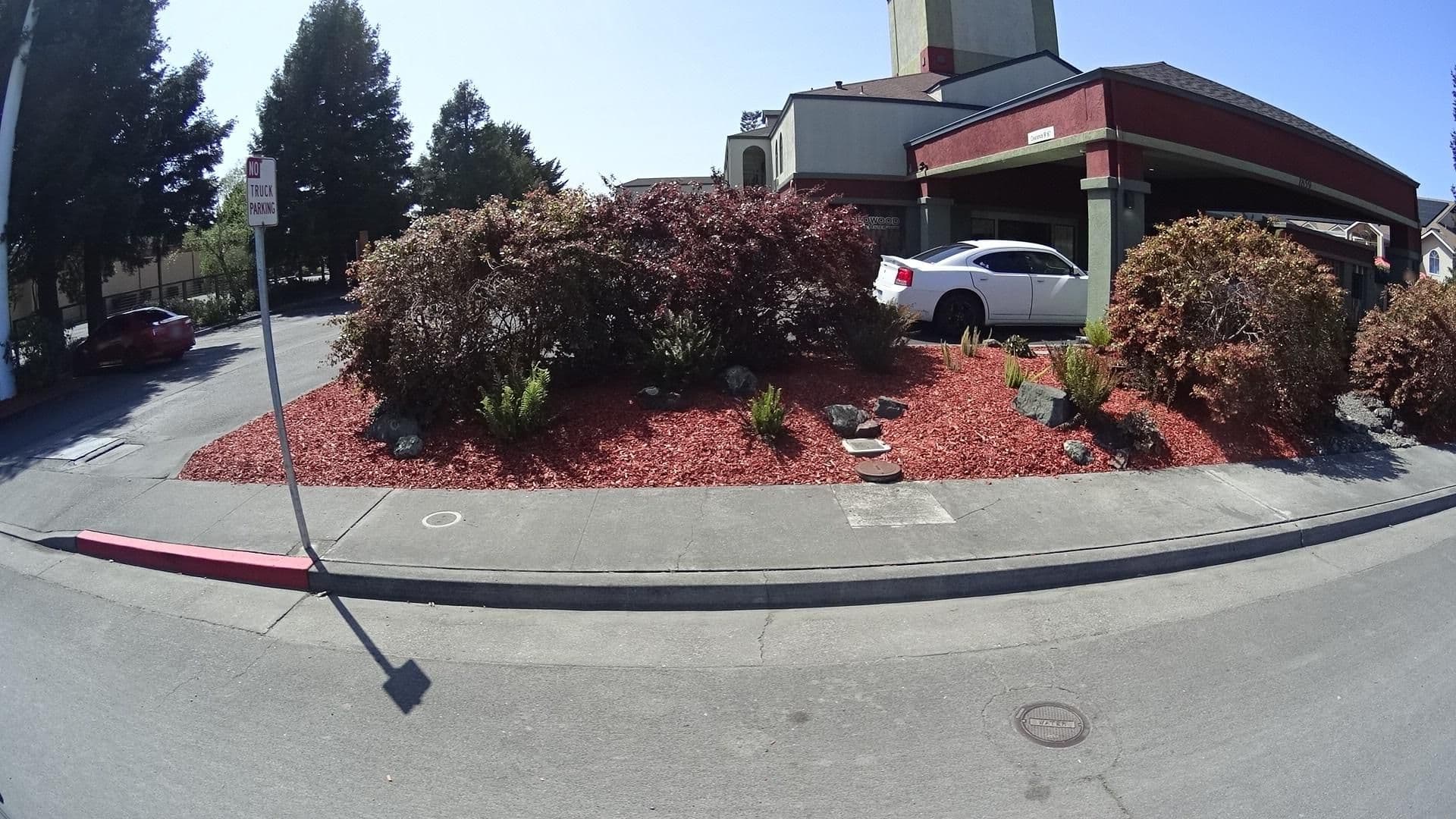 Street view near Holiday Inn Express, Fortuna — © marker_geo (CC BY-SA · Mapillary)