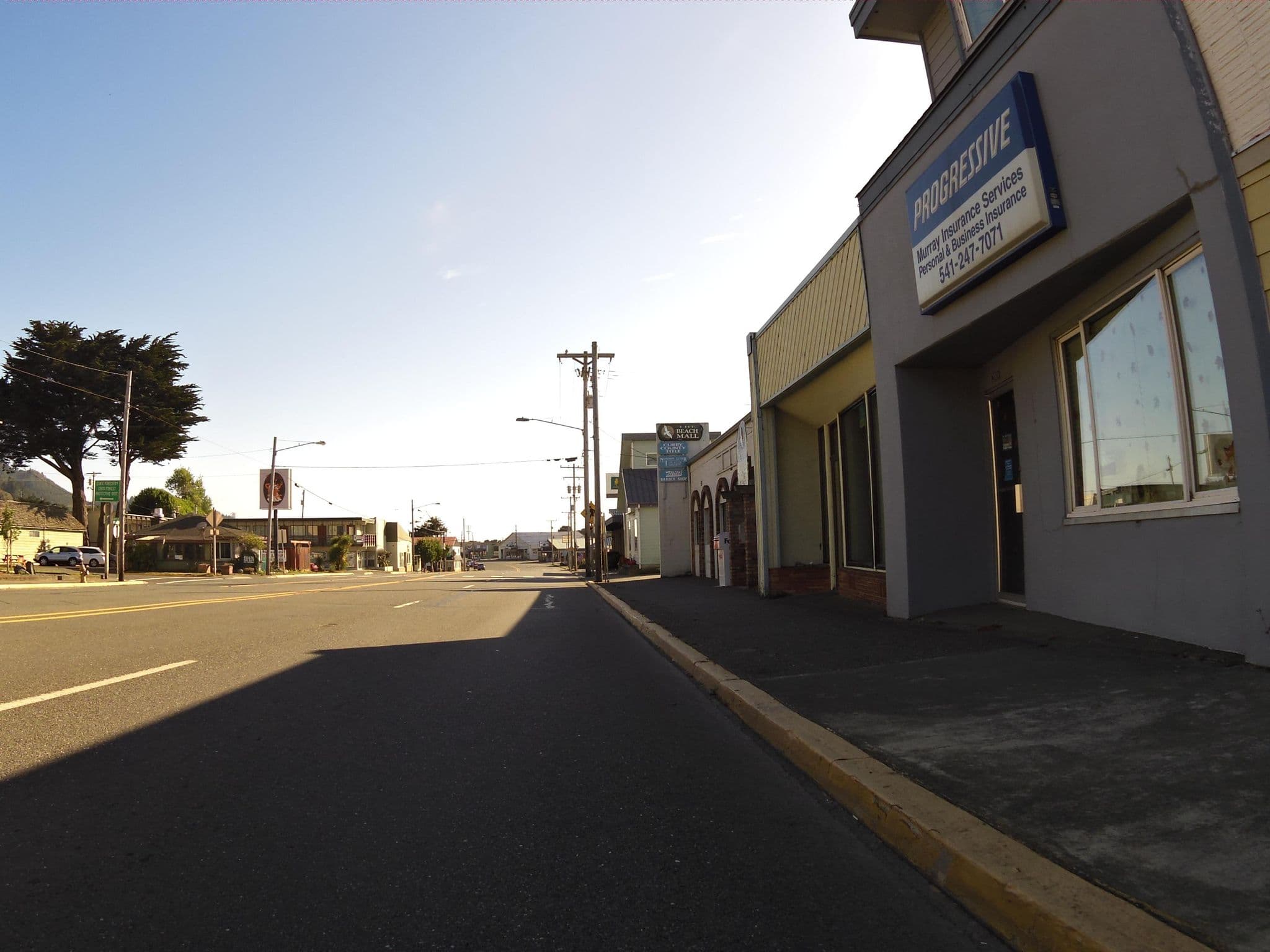 Street view near Wild Coast Vacations, Gold Beach — © andrewsnow (CC BY-SA · Mapillary)