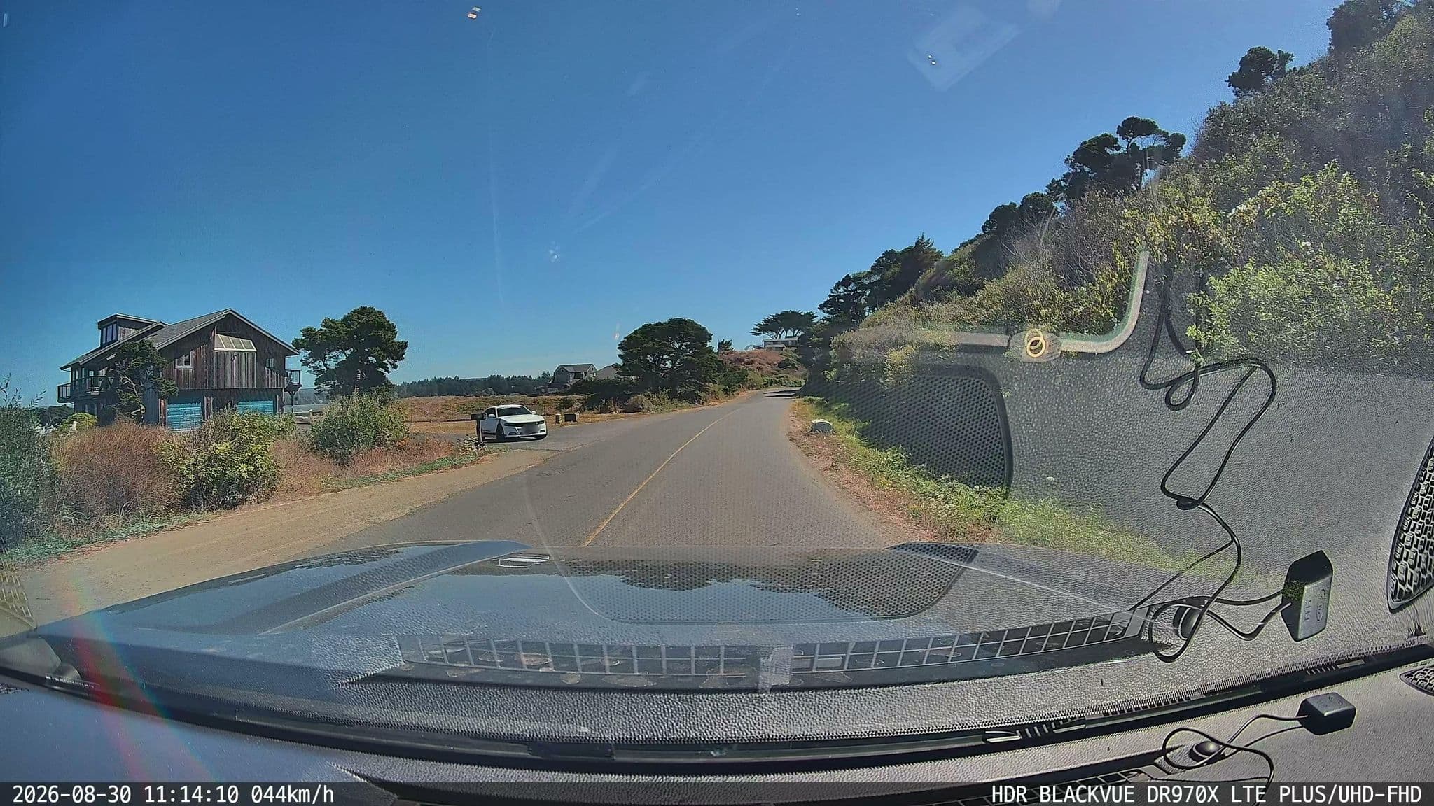 Street view near Lighthouse Bed & Breakfast, Bandon — © zemepisar (CC BY-SA · Mapillary)