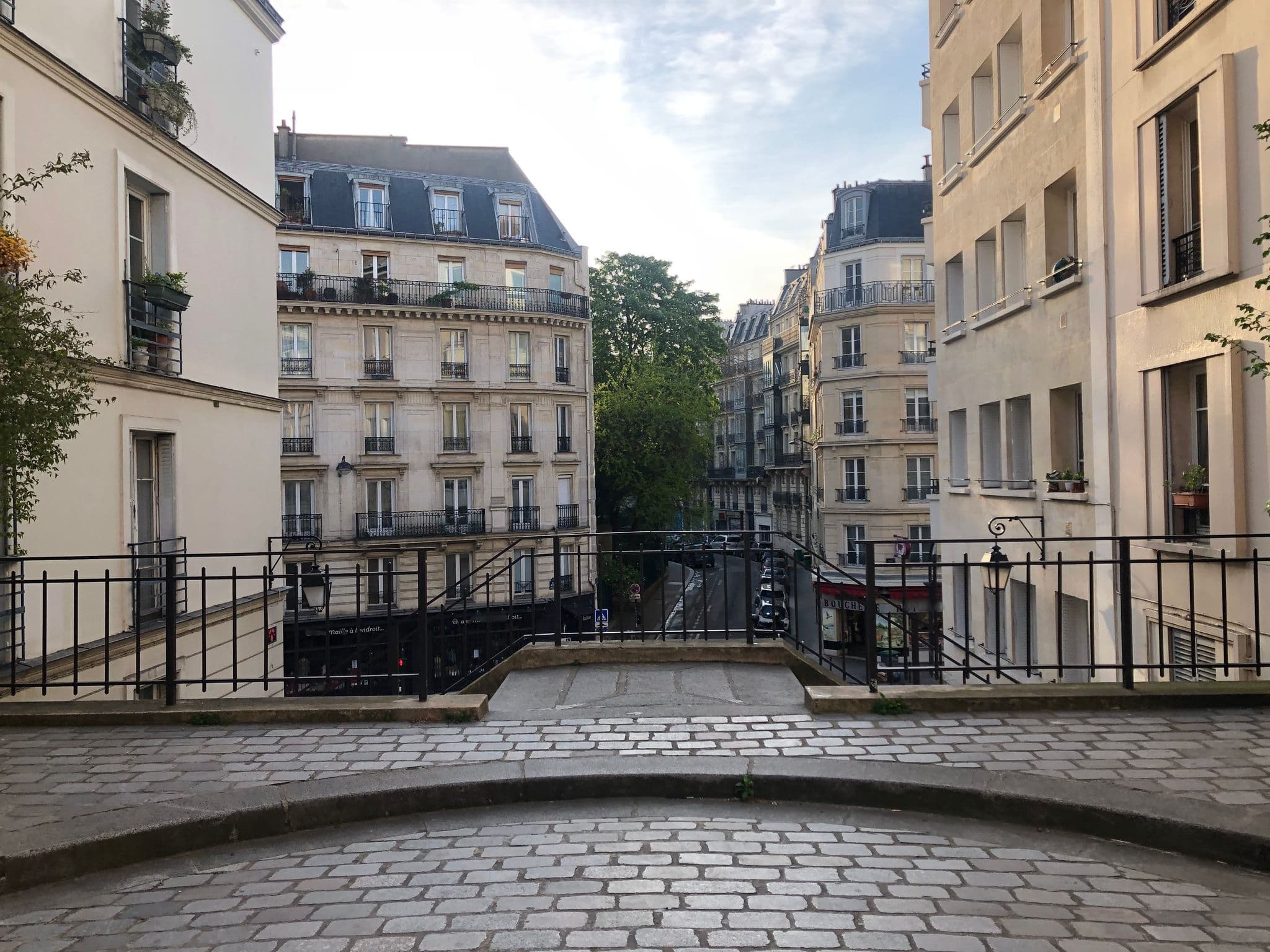 Street view near Hôtel des Nations Saint-Germain, Paris 05 Panthéon — © jerome92370 (CC BY-SA · Mapillary)