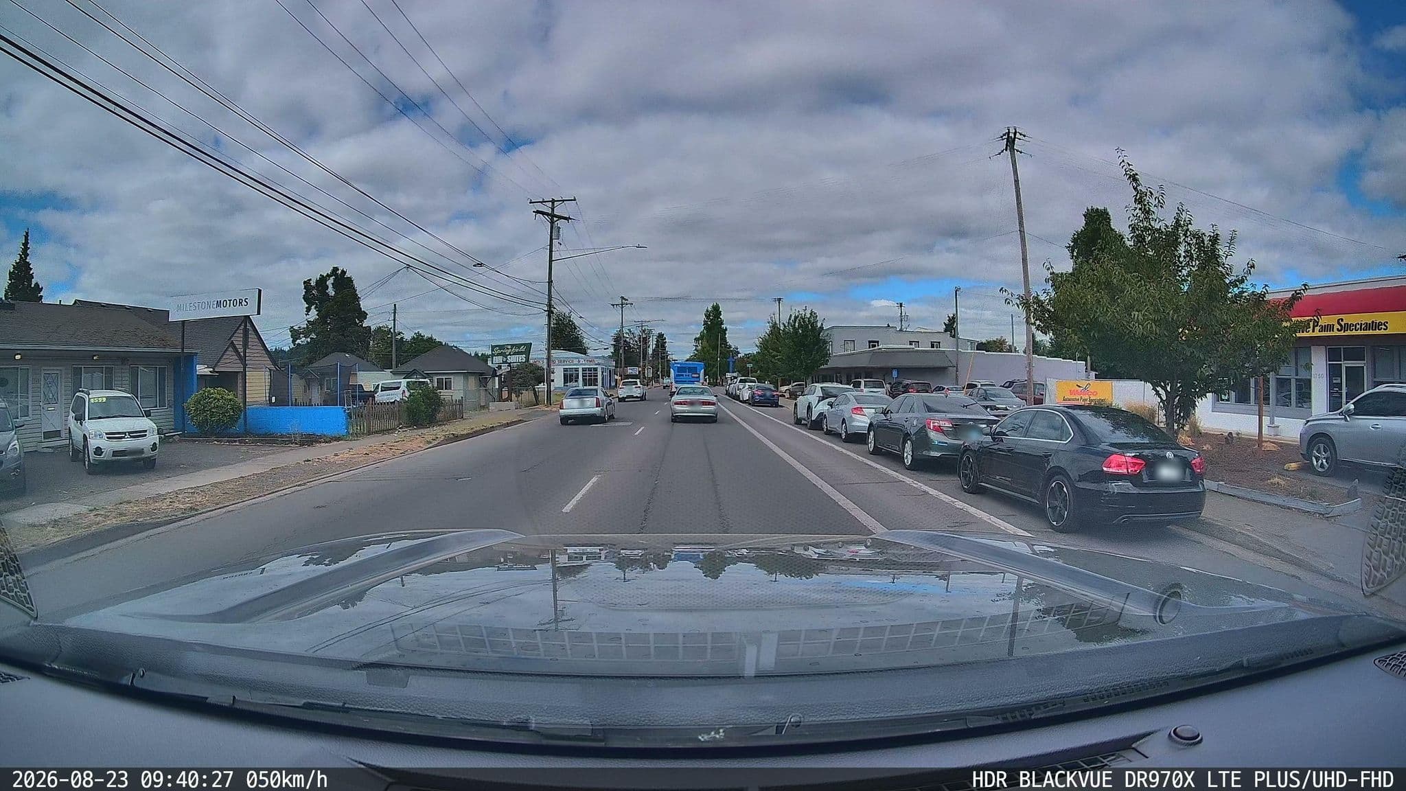 Street view near McKenzie Motel, Eugene — © zemepisar (CC BY-SA · Mapillary)