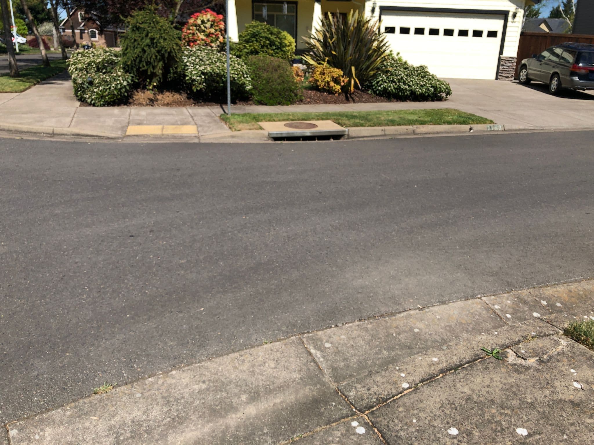 Street view near Traveling Tundra, Eugene — © usefulrabbit (CC BY-SA · Mapillary)