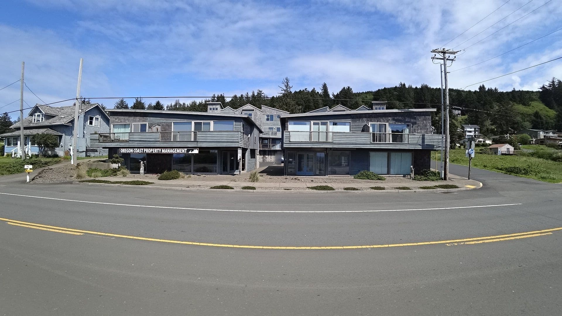 Street view near Vacasa Rentals: Whale Point Oceanfront Condo 3, Depoe Bay — © stilldavid (CC BY-SA · Mapillary)