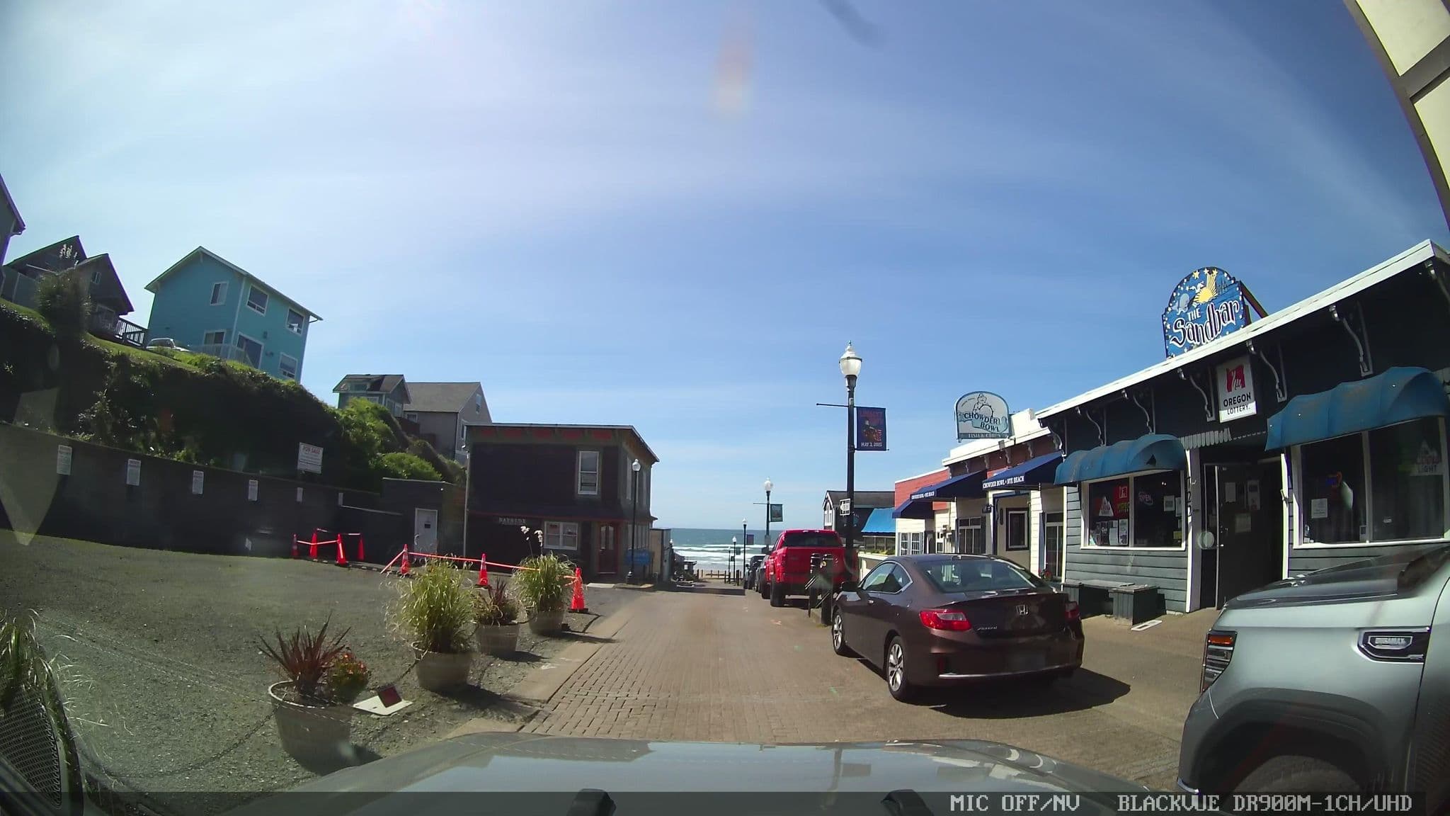 Street view near Tea Party, Agate Beach — © asturksever (CC BY-SA · Mapillary)