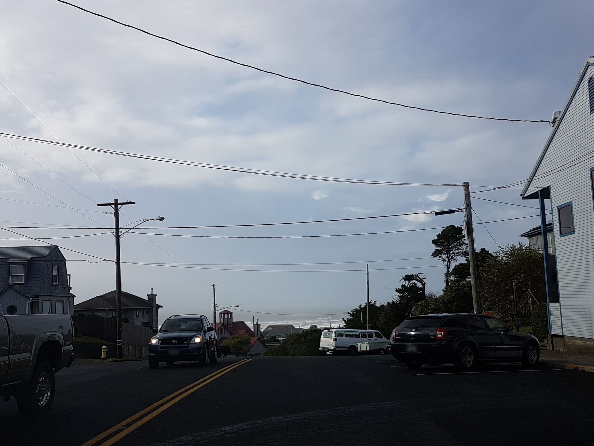 Street view near Vacasa Rentals: Vista de las Olas, Agate Beach — © jopparn (CC BY-SA · Mapillary)