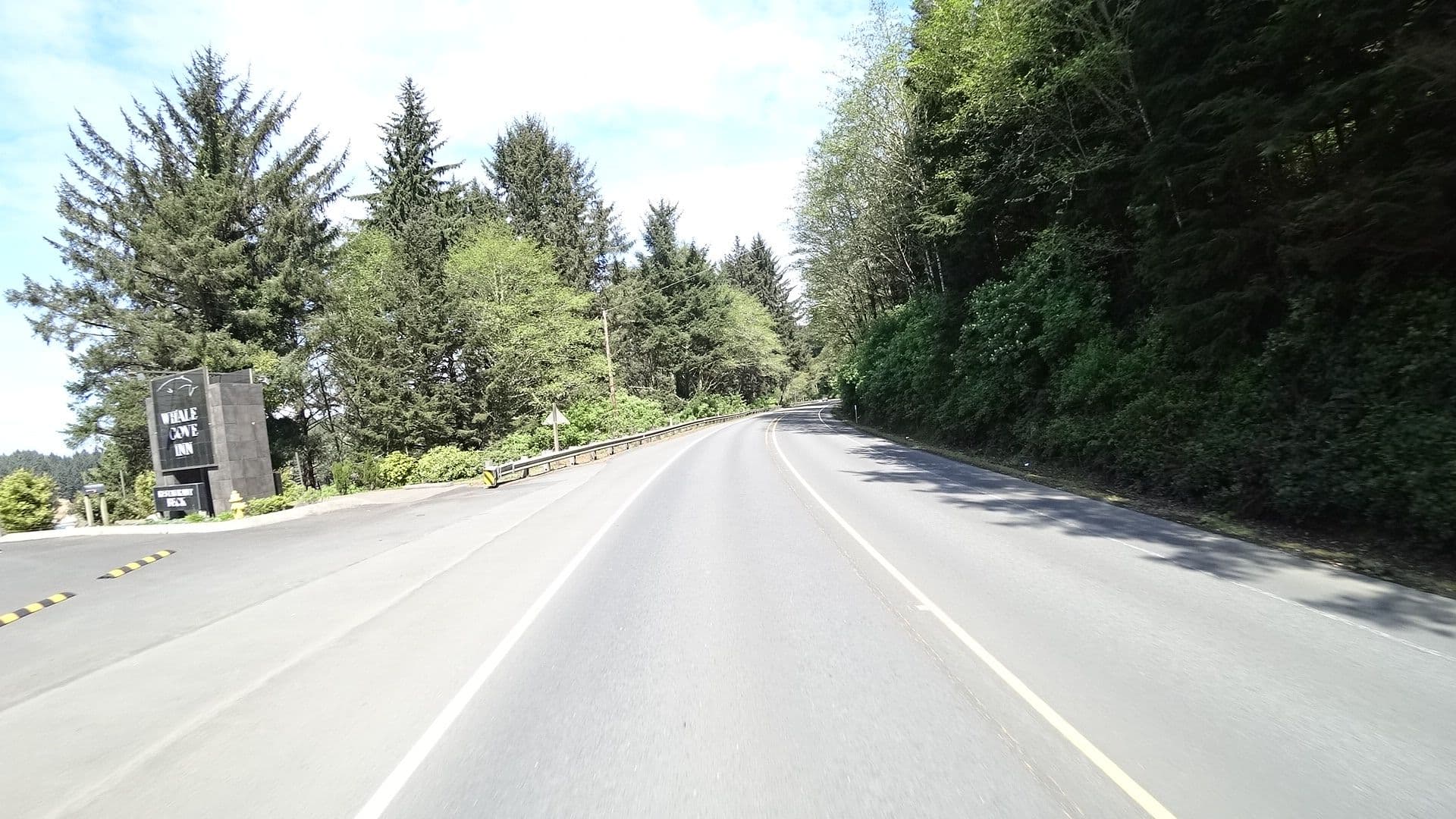 Street view near Restaurant Beck, Depoe Bay — © stilldavid (CC BY-SA · Mapillary)