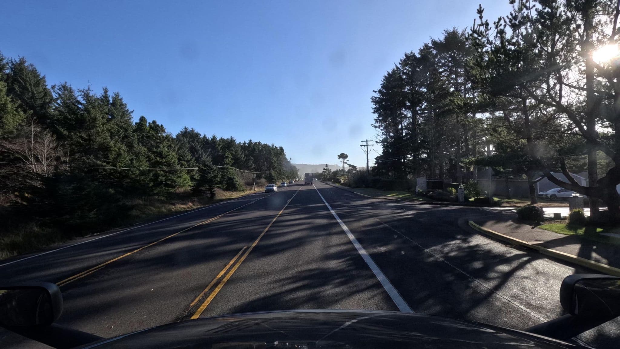 Street view near The Village @ Depoe Bay, Depoe Bay — © bct (CC BY-SA · Mapillary)