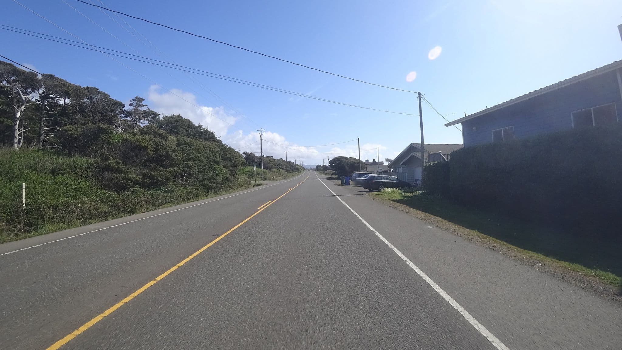 Street view near The Inn At Sandcastle Beach, Waldport — © stilldavid (CC BY-SA · Mapillary)