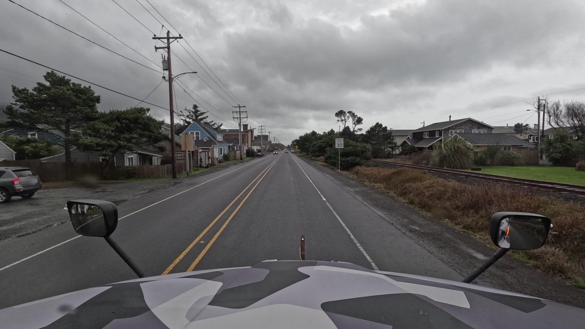 Street view near Covelle's Cove, Rockaway Beach — © bct (CC BY-SA · Mapillary)